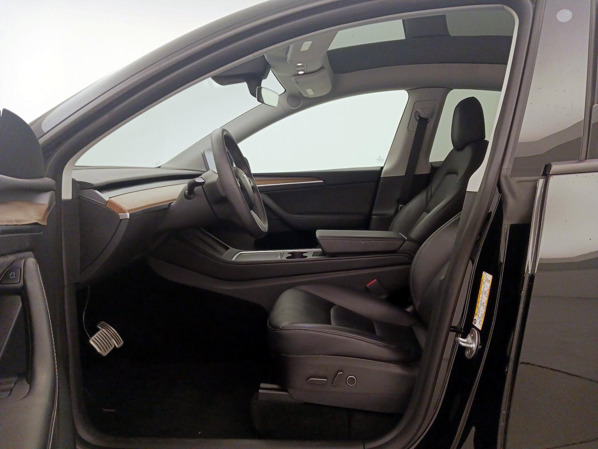 Thumbnail: 2022 Tesla Model Y - 11