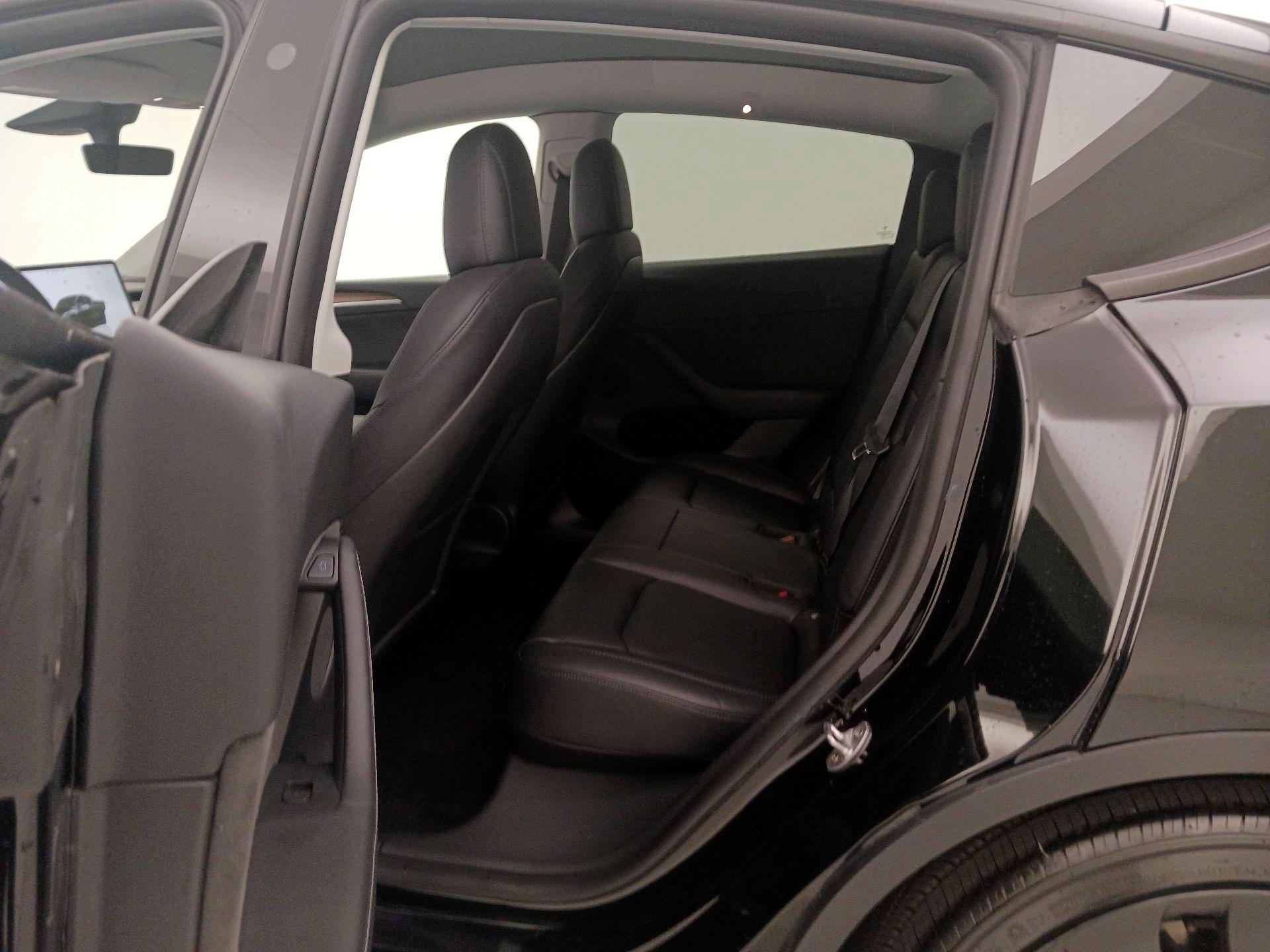 Thumbnail: 2022 Tesla Model Y - 20