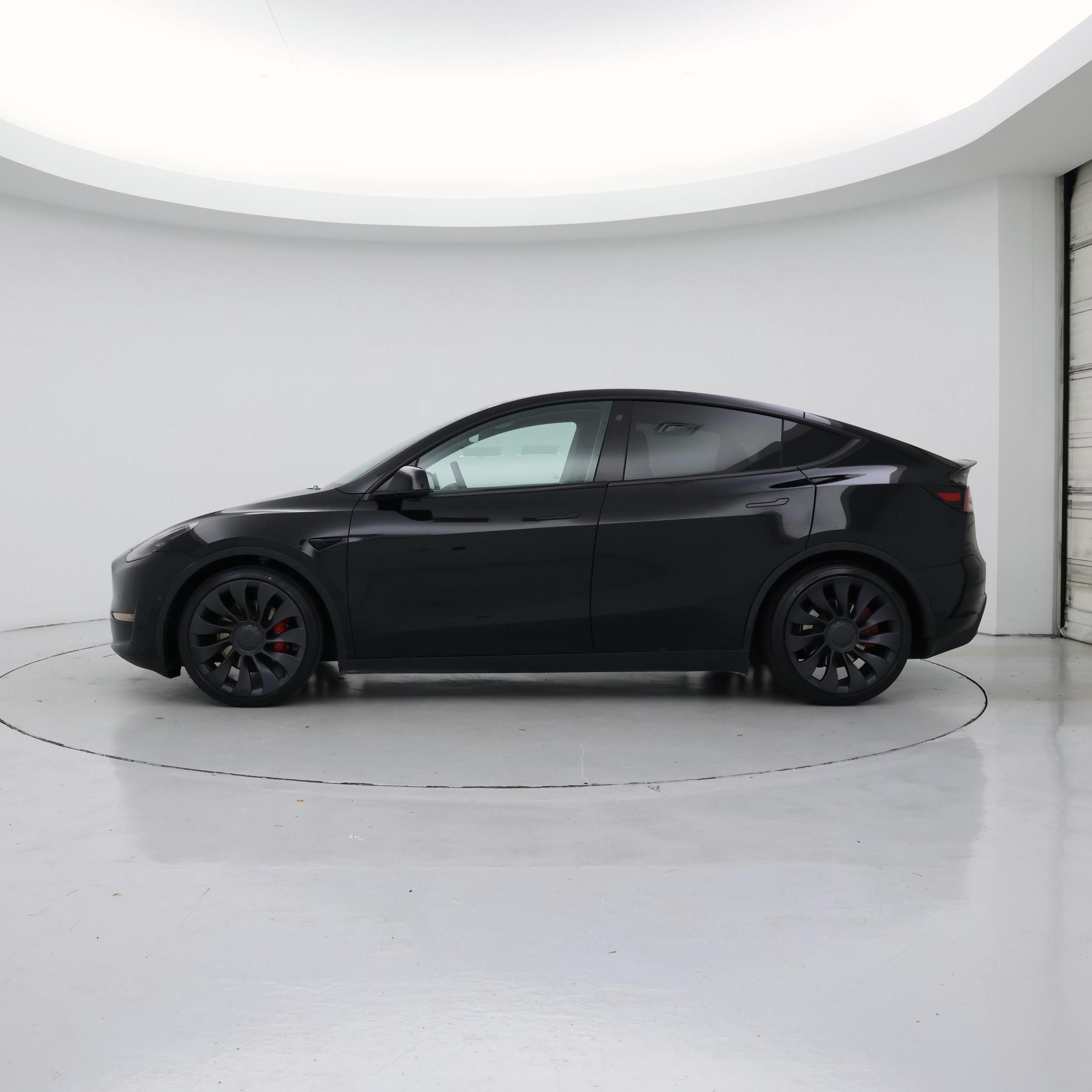 Thumbnail: 2022 Tesla Model Y - 3