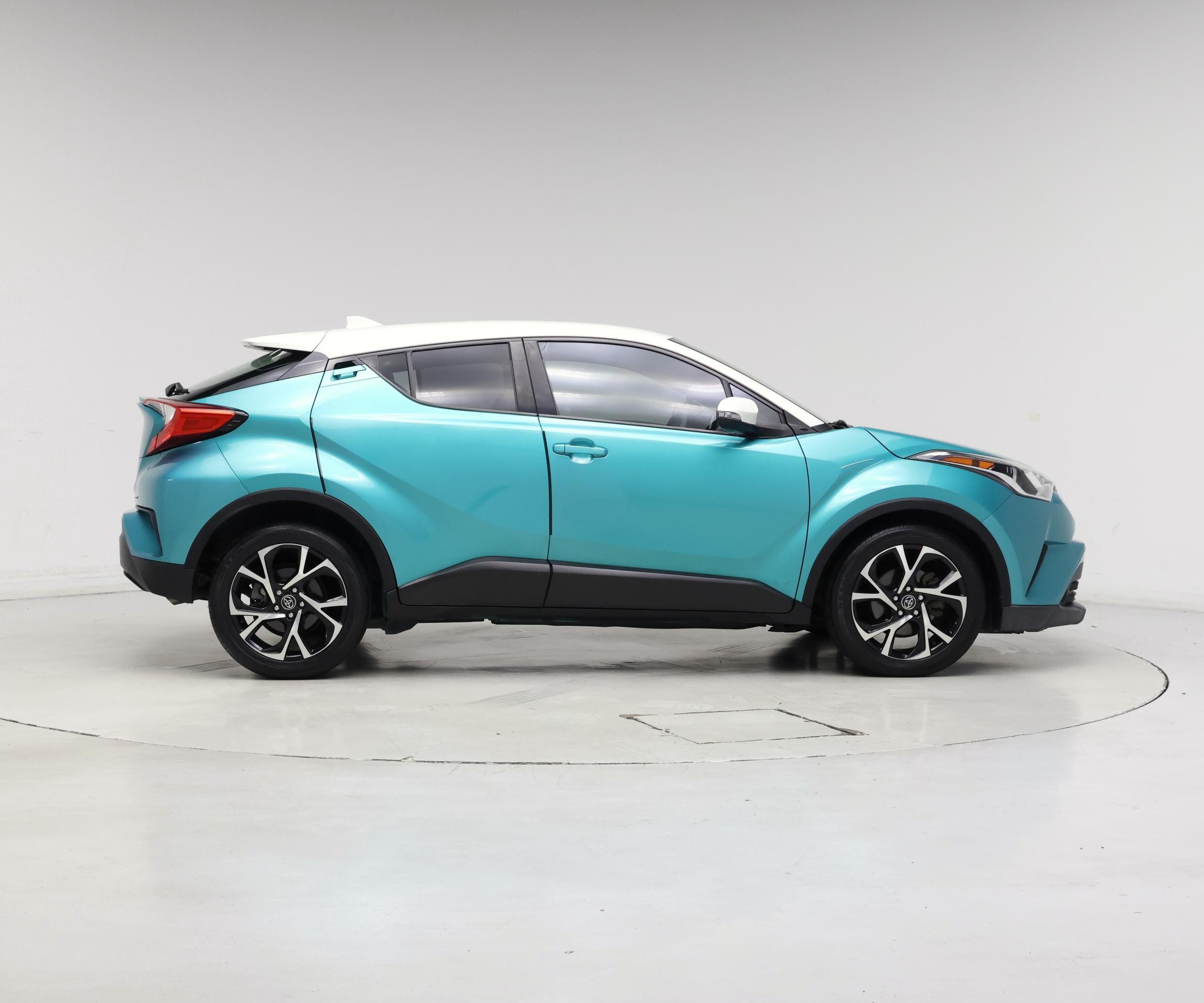 Thumbnail: 2018 Toyota C-HR - 7