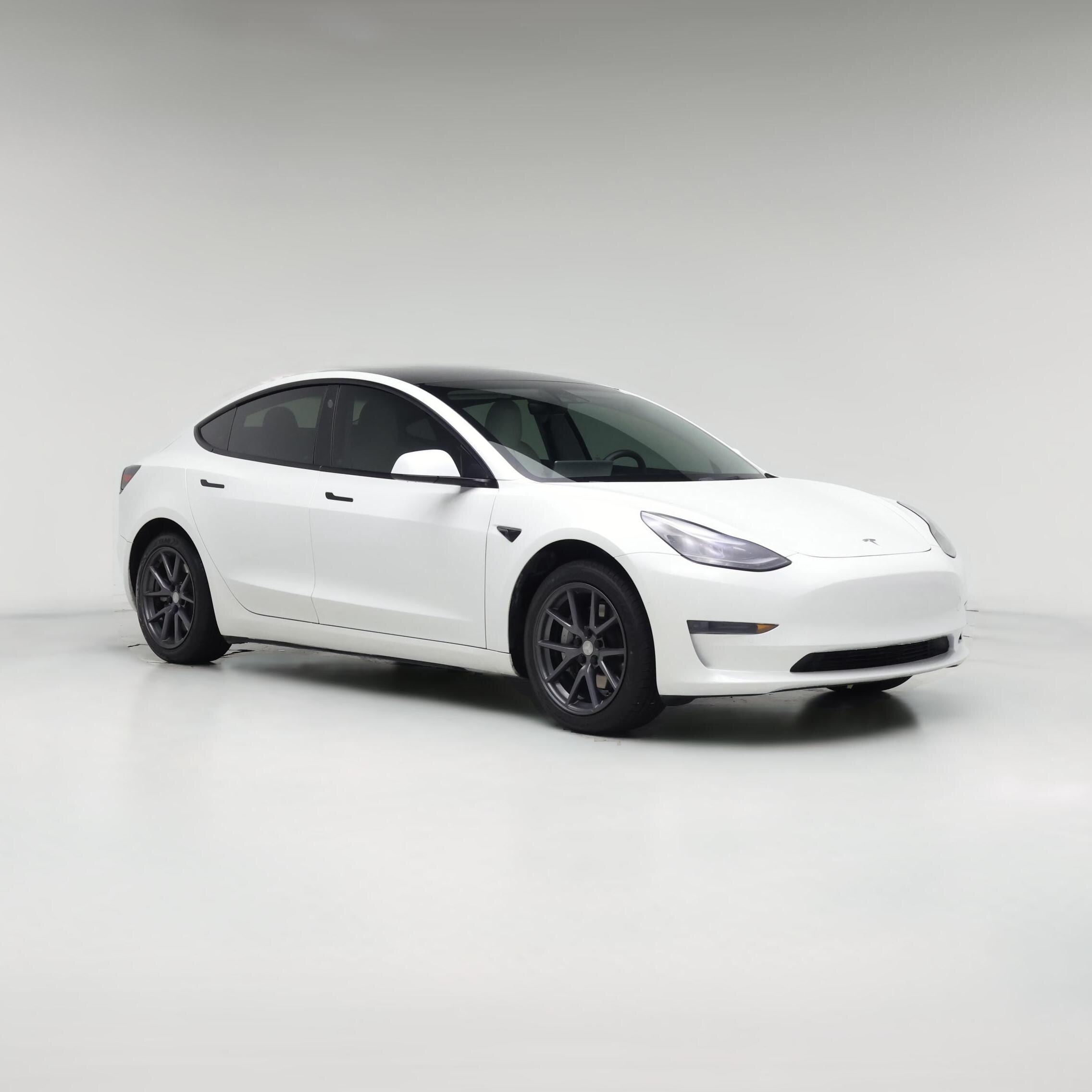Thumbnail: 2022 Tesla Model 3 - 1