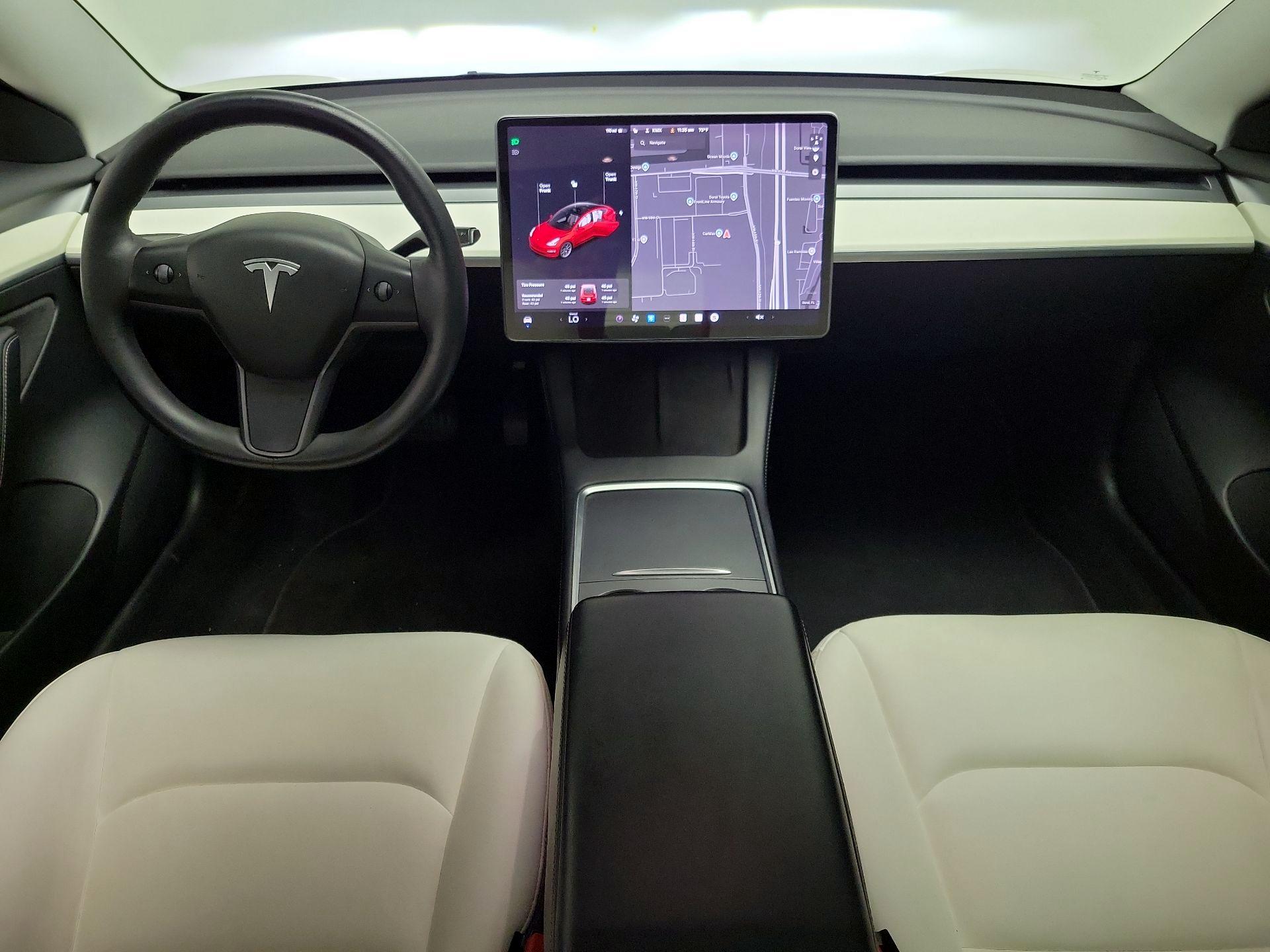 Thumbnail: 2022 Tesla Model 3 - 9