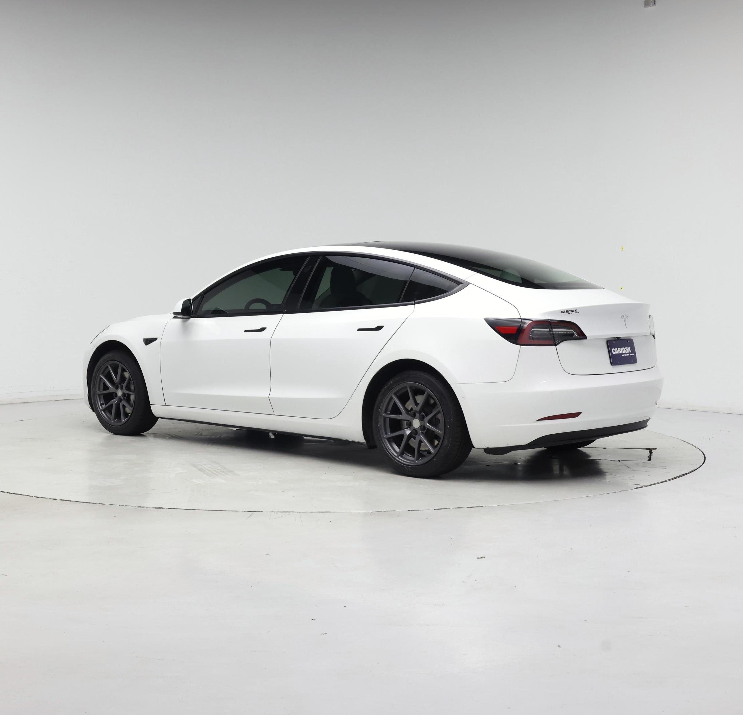 Thumbnail: 2022 Tesla Model 3 - 2