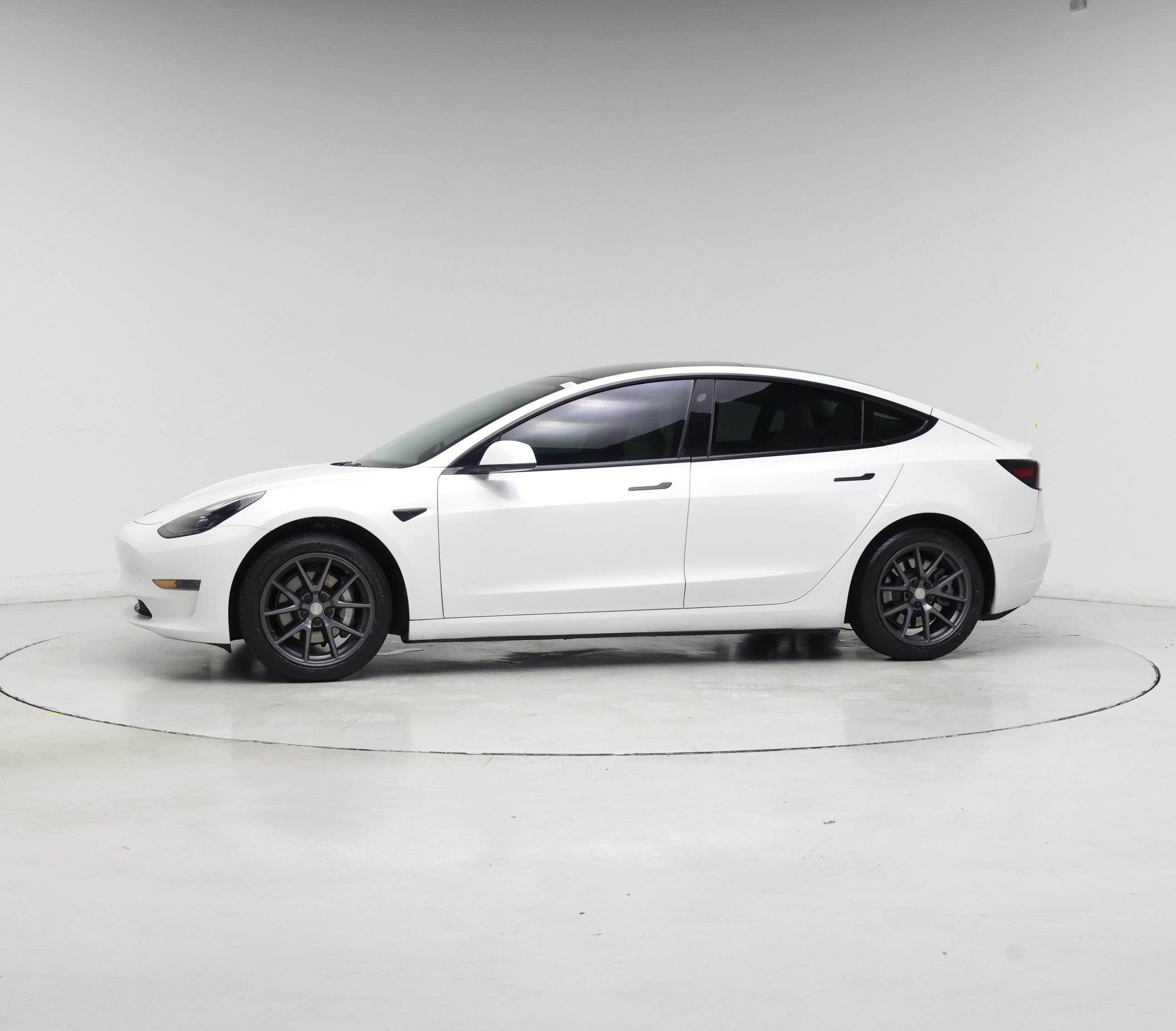 Thumbnail: 2022 Tesla Model 3 - 3