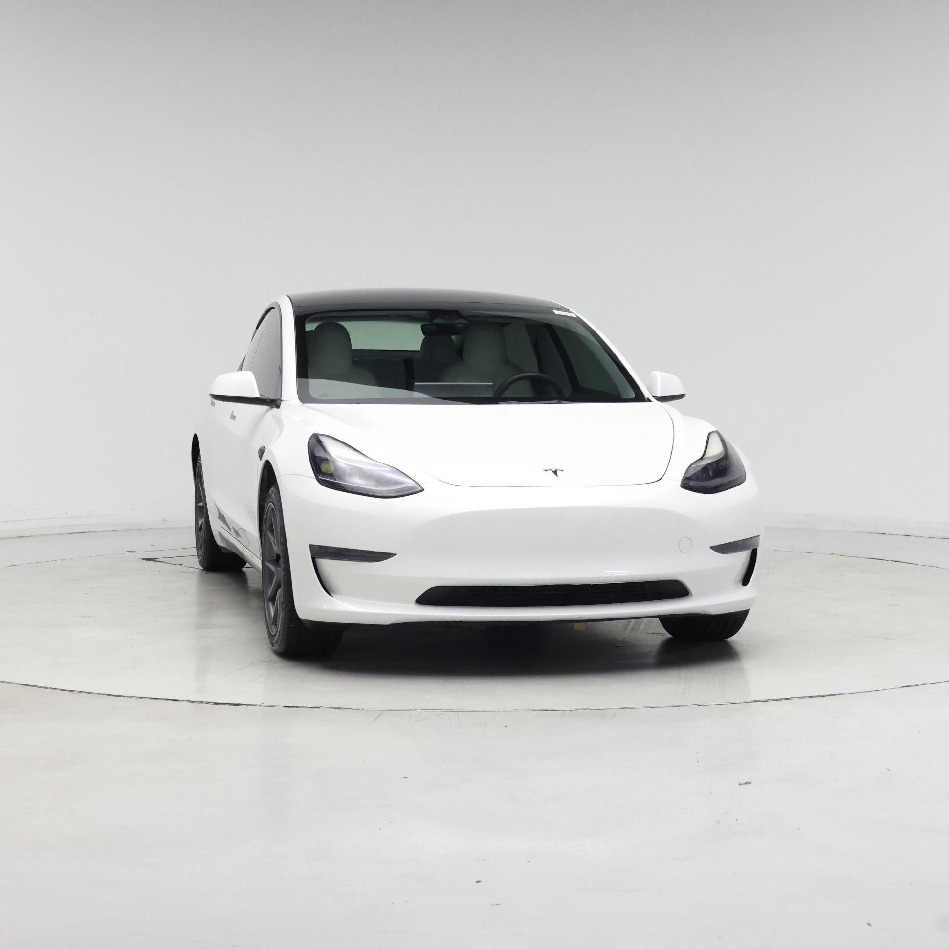 Thumbnail: 2022 Tesla Model 3 - 5