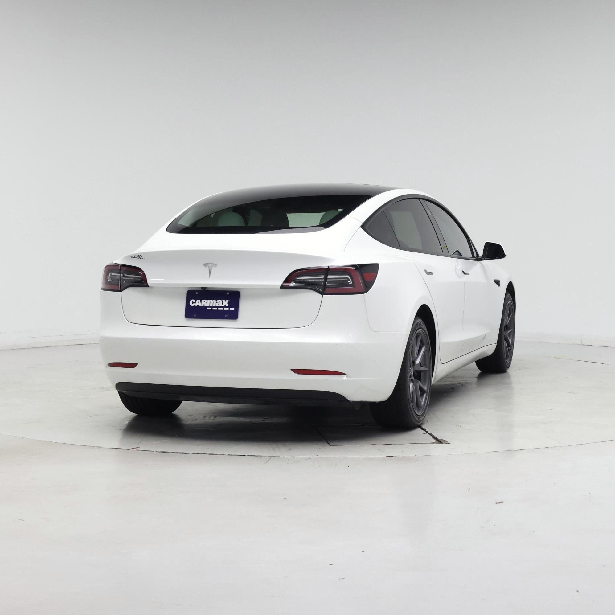 Thumbnail: 2022 Tesla Model 3 - 8