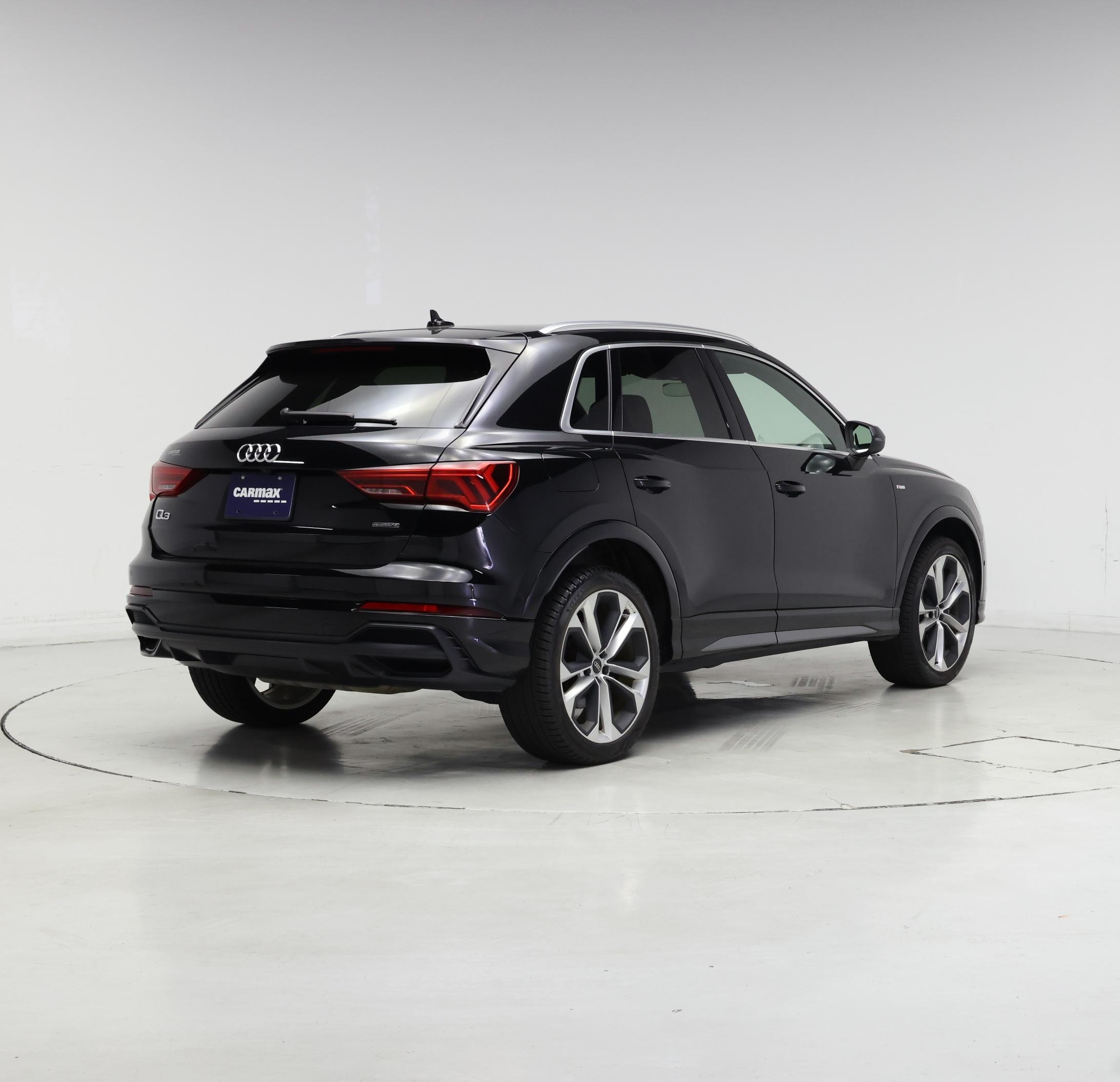 Thumbnail: 2021 Audi Q3 - 8