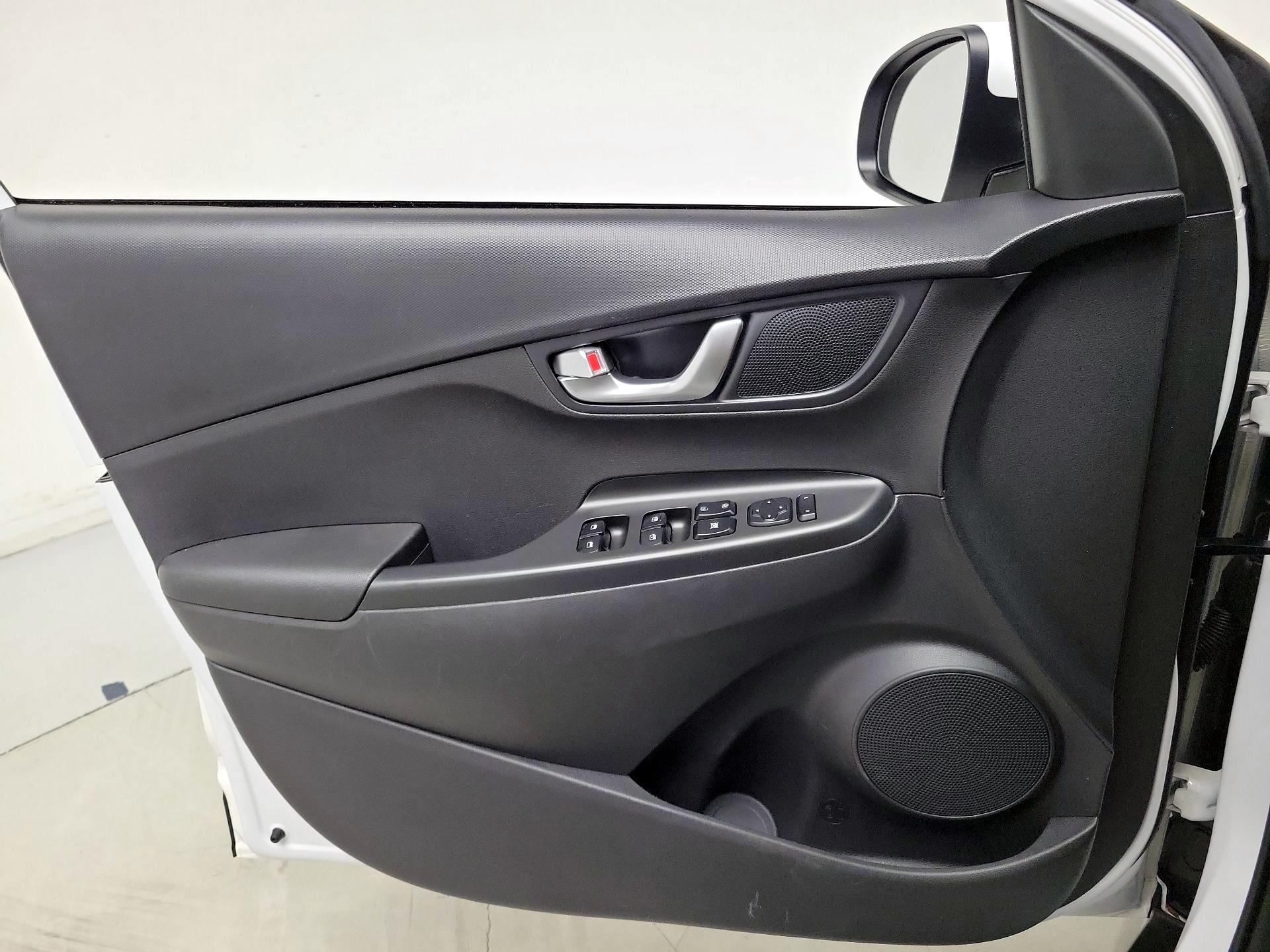 Thumbnail: 2023 Hyundai Kona - 12