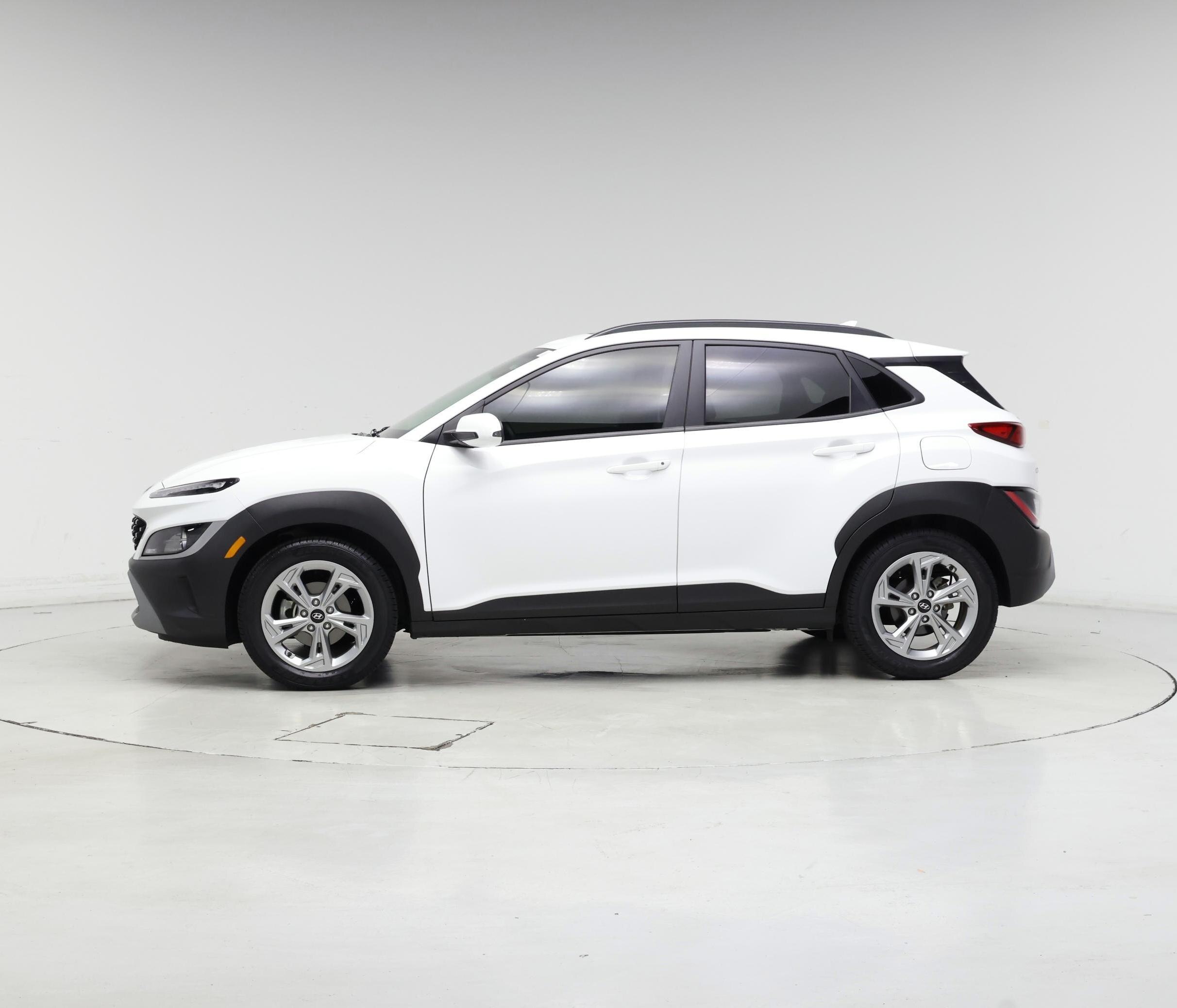 Thumbnail: 2023 Hyundai Kona - 3