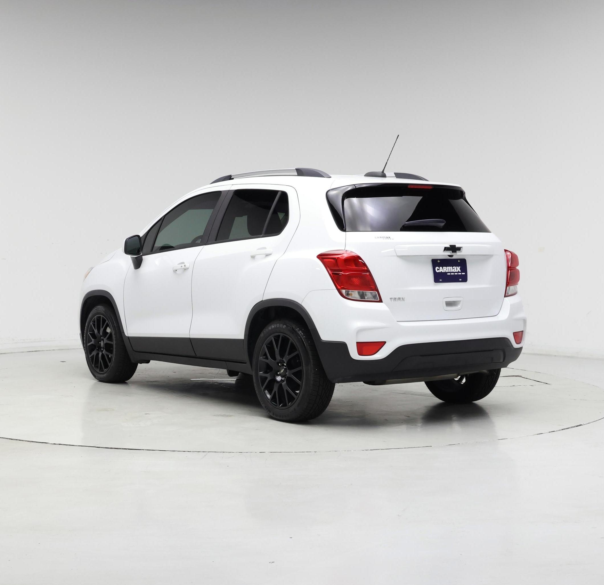 Thumbnail: 2021 Chevrolet Trax - 2