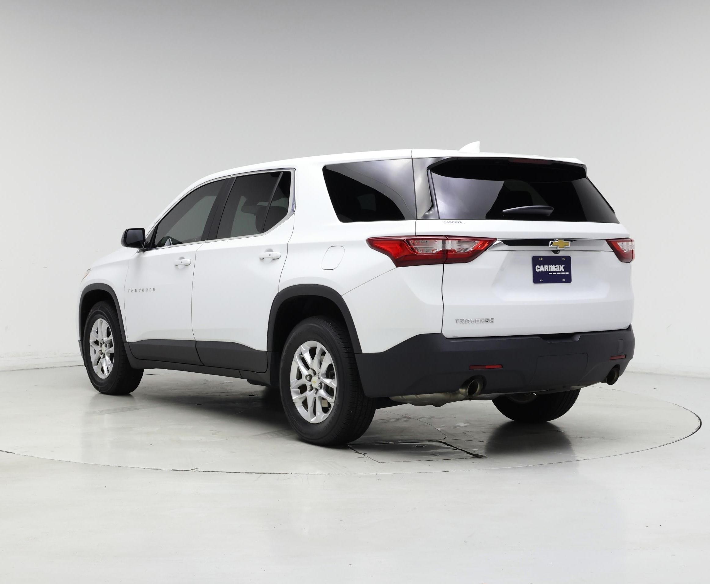 Thumbnail: 2020 Chevrolet Traverse - 2