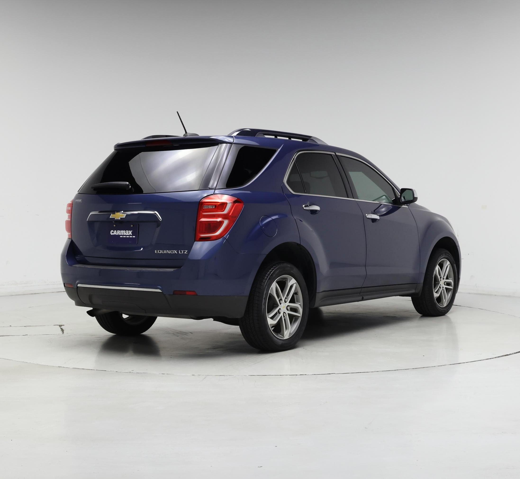 Thumbnail: 2016 Chevrolet Equinox - 8