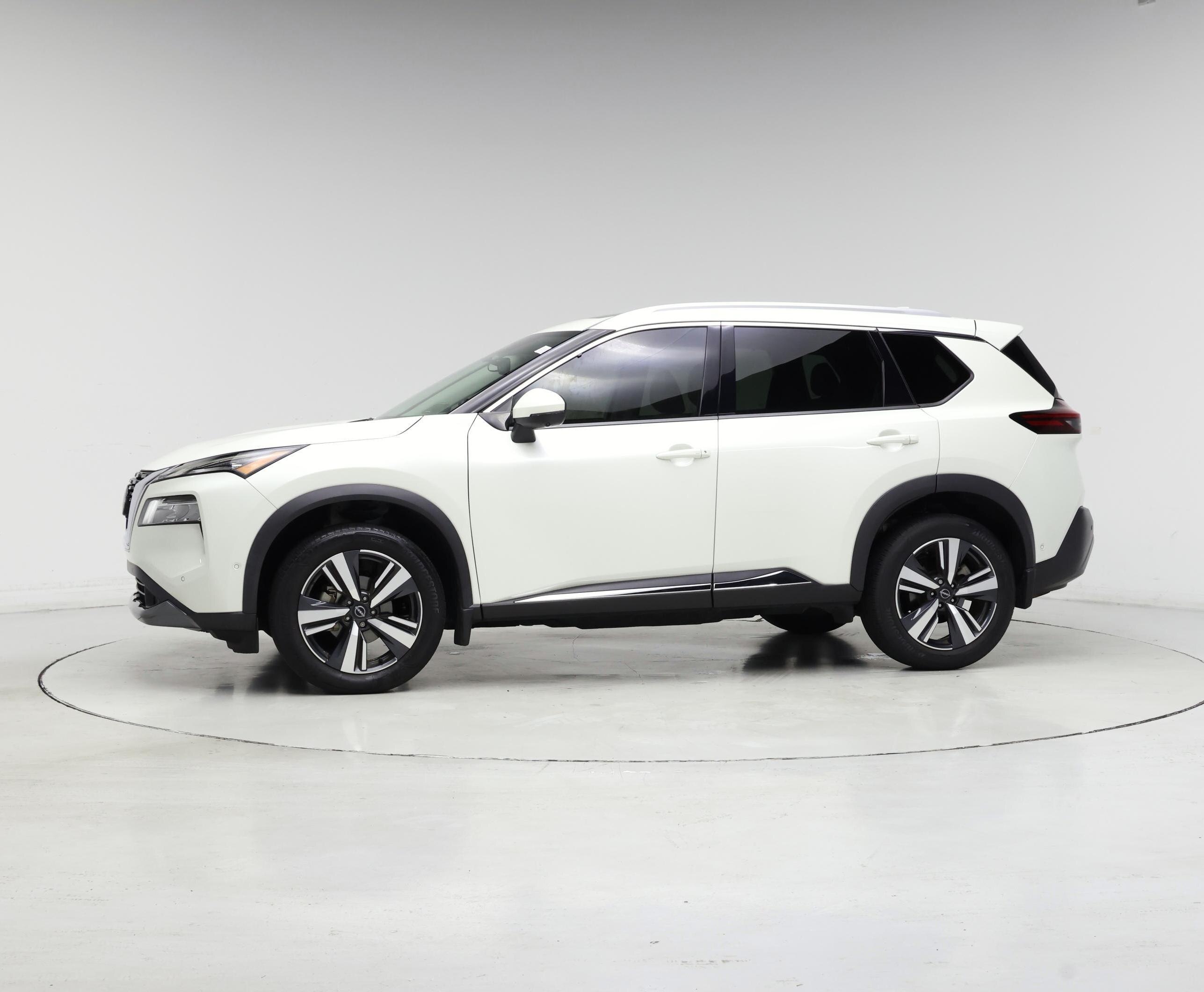 Thumbnail: 2023 Nissan Rogue - 3