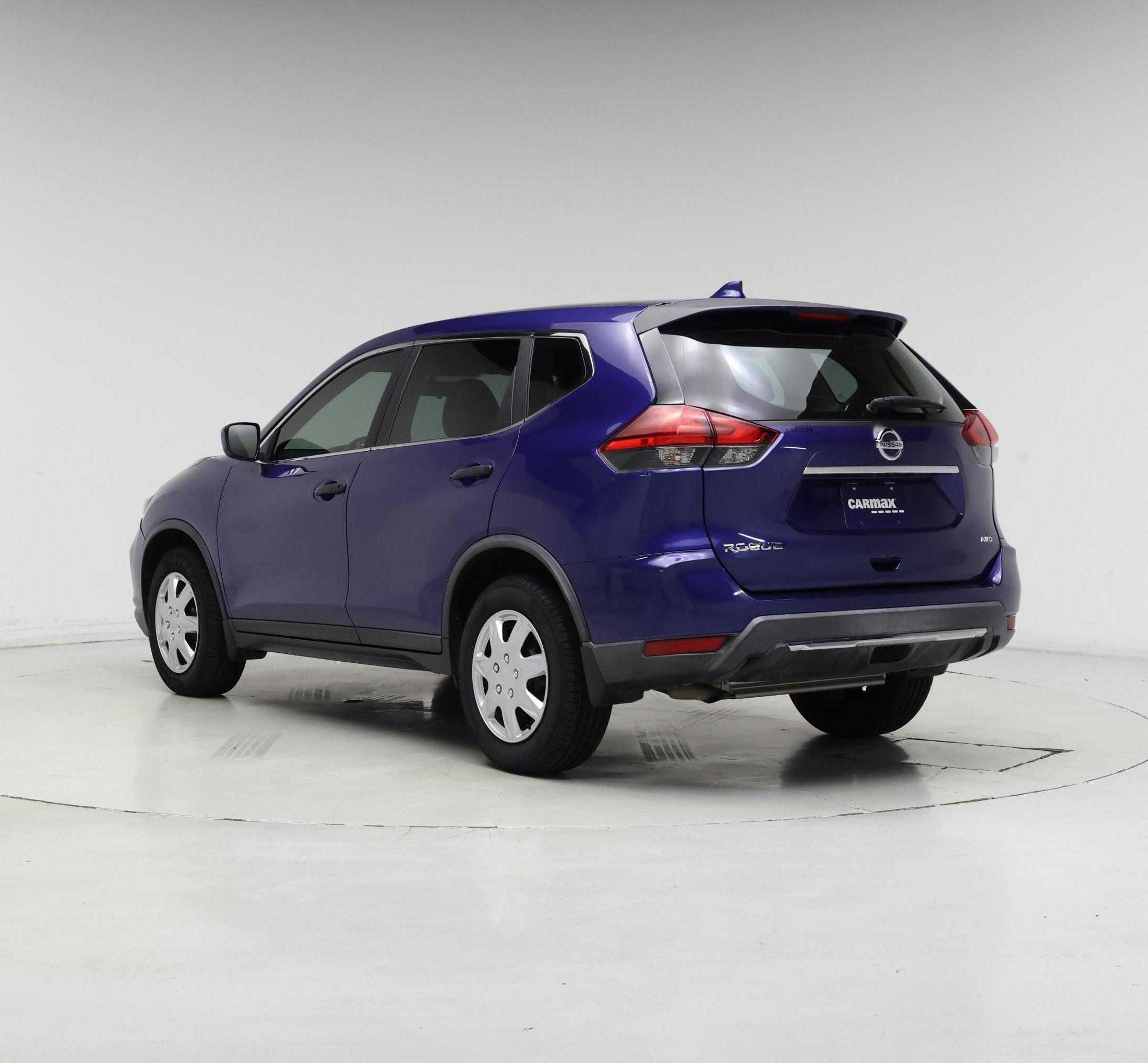 Thumbnail: 2017 Nissan Rogue - 2