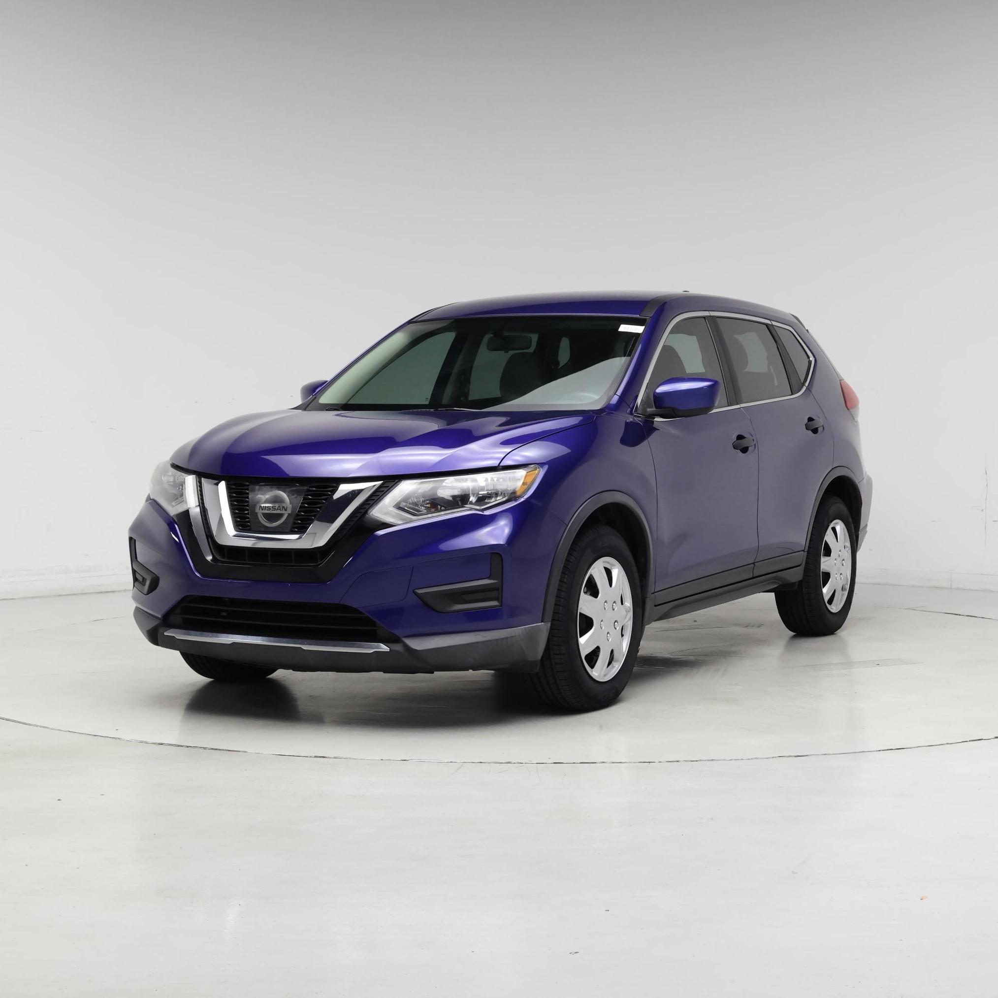 Thumbnail: 2017 Nissan Rogue - 4