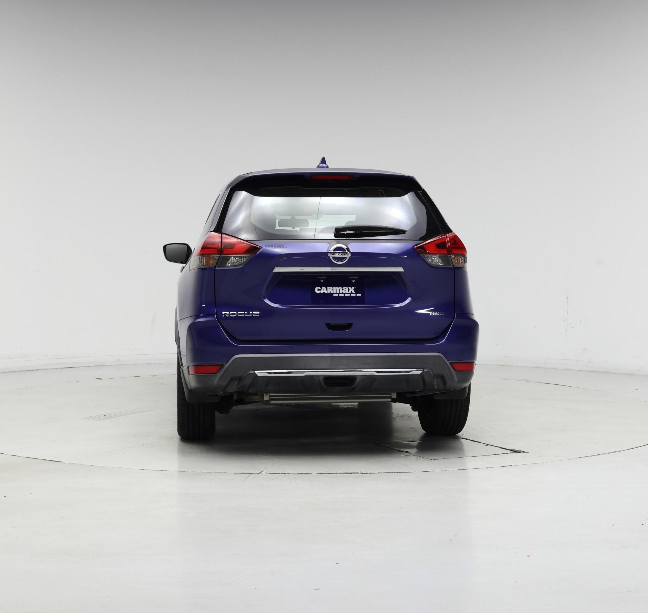 Thumbnail: 2017 Nissan Rogue - 6