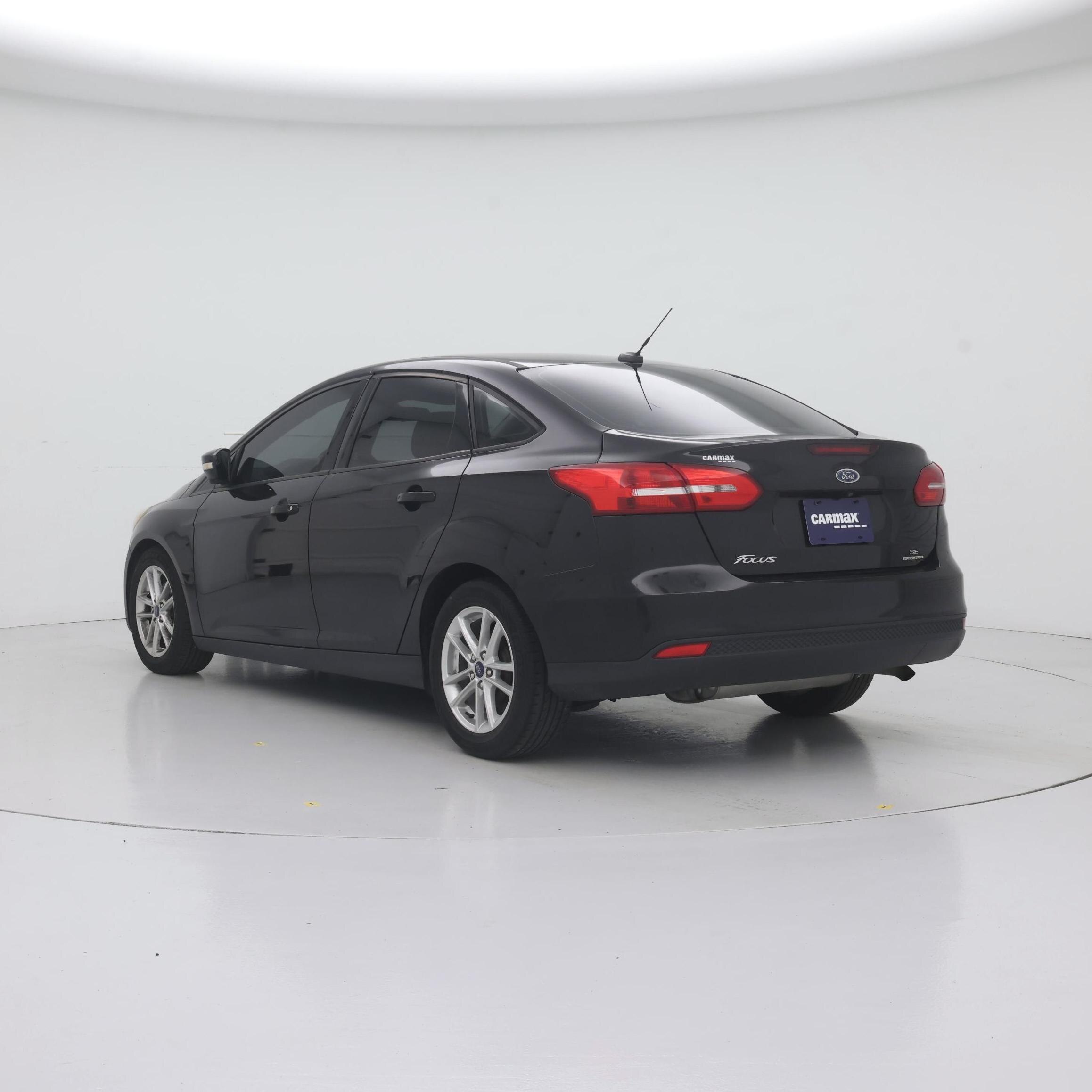 Thumbnail: 2016 Ford Focus - 2
