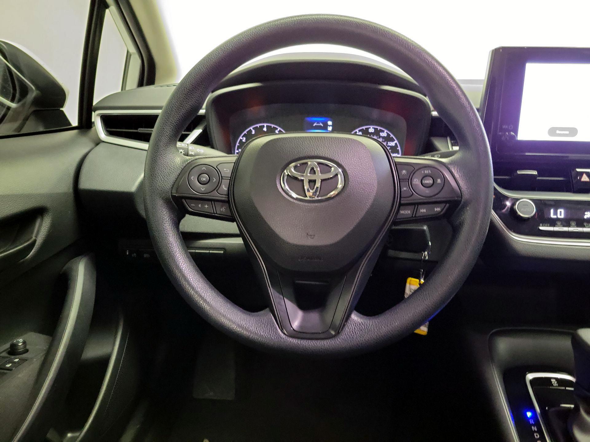 Thumbnail: 2023 Toyota Corolla - 10
