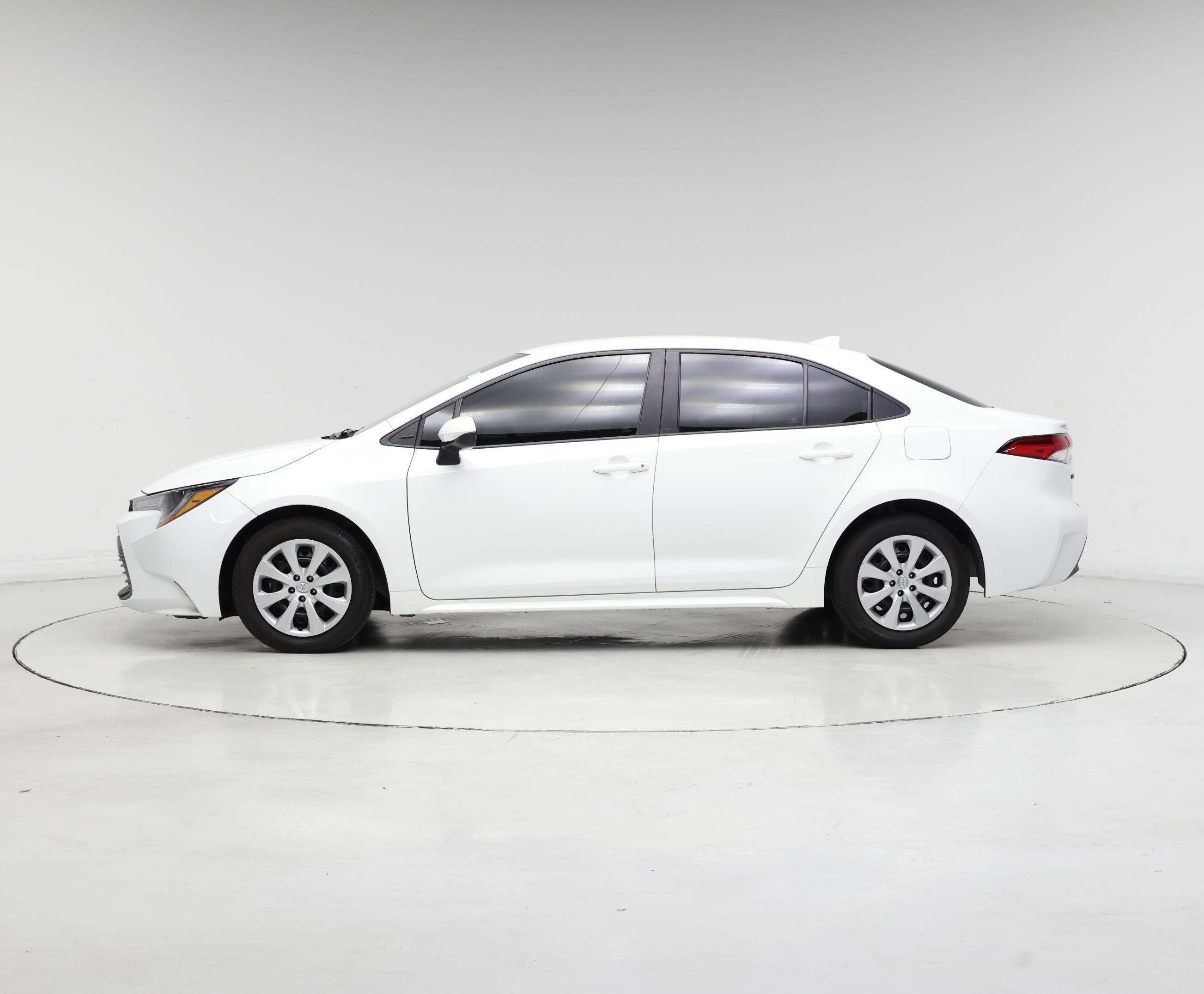 Thumbnail: 2023 Toyota Corolla - 3
