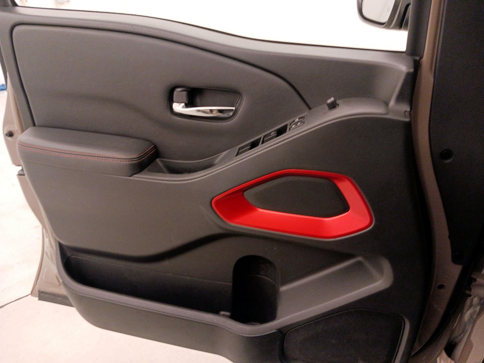 Thumbnail: 2023 Nissan Frontier - 12