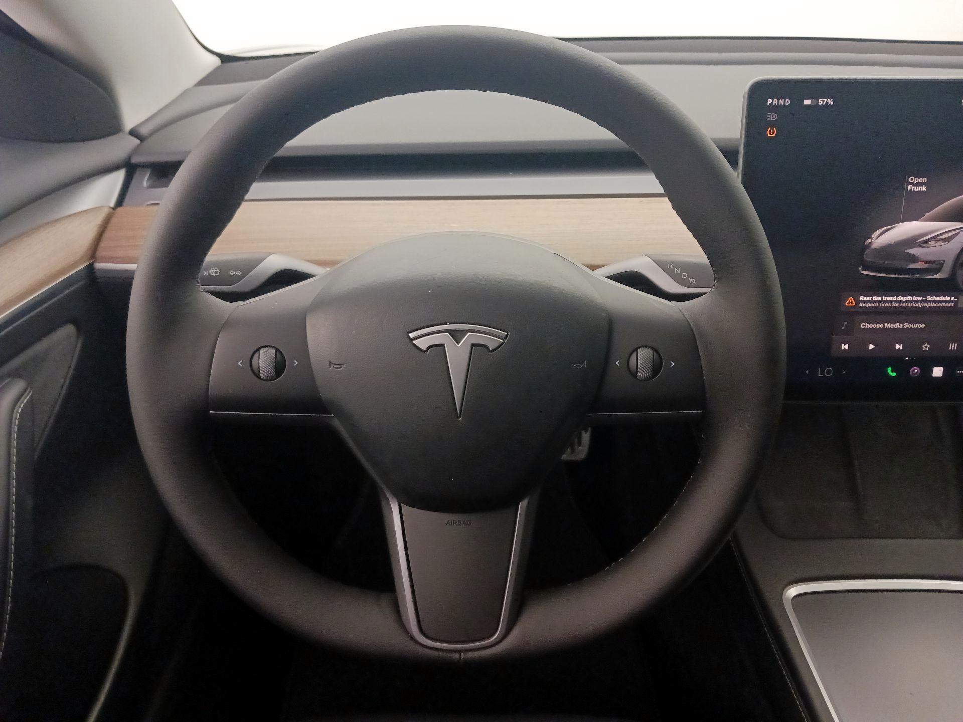 Thumbnail: 2023 Tesla Model 3 - 10