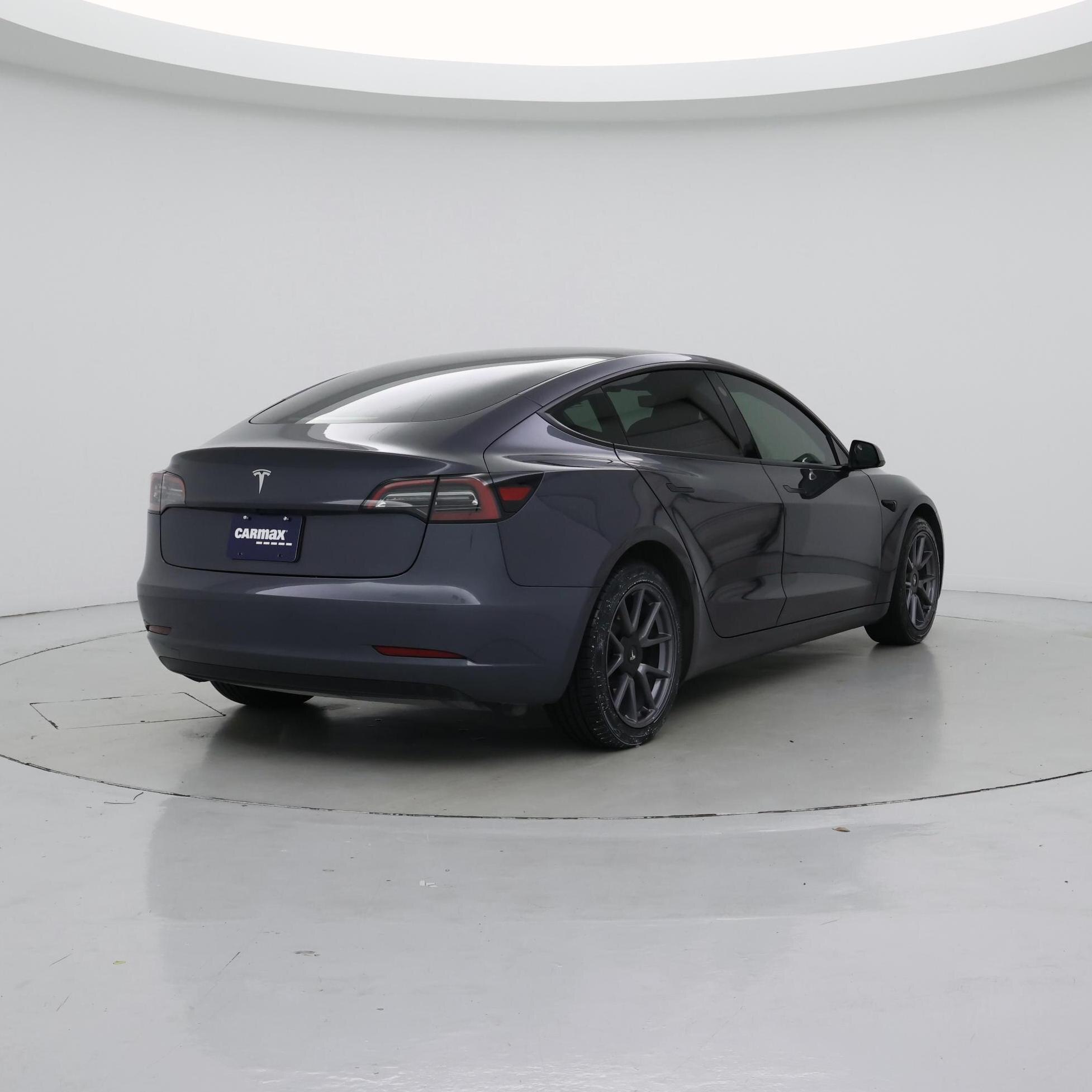 Thumbnail: 2023 Tesla Model 3 - 8