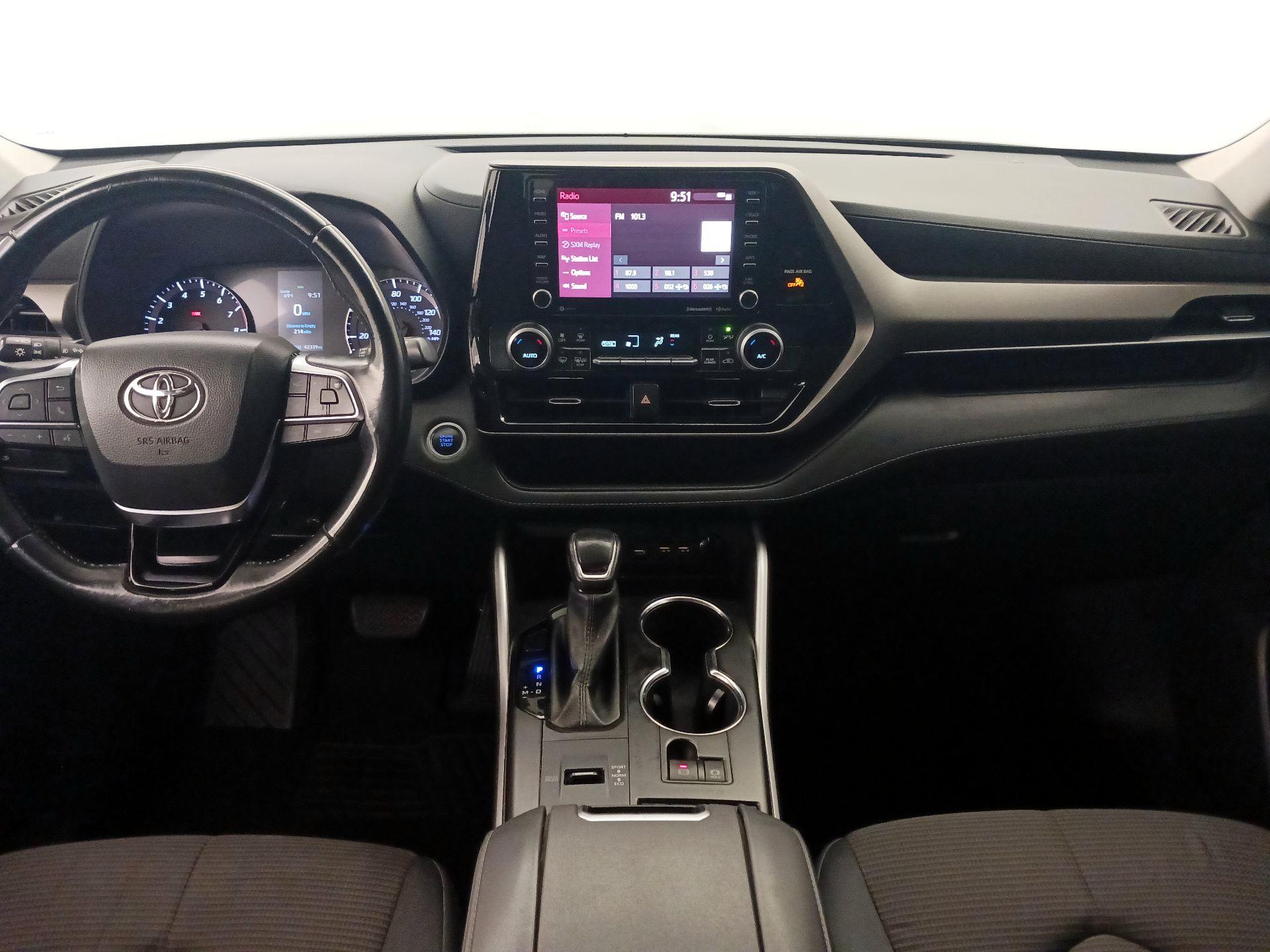 Thumbnail: 2021 Toyota Highlander - 9