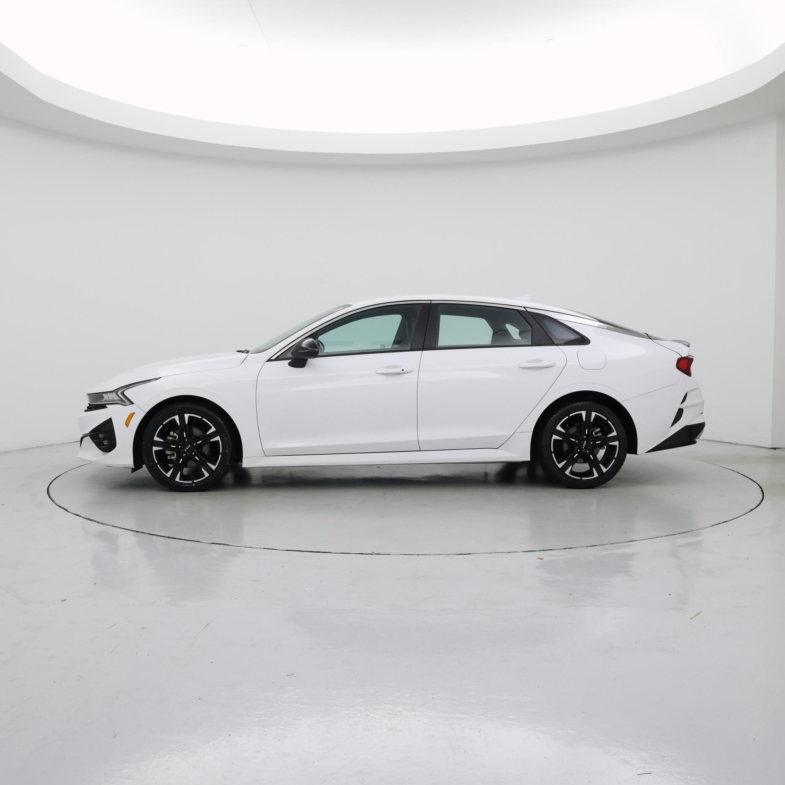 Thumbnail: 2022 Kia K5 - 3