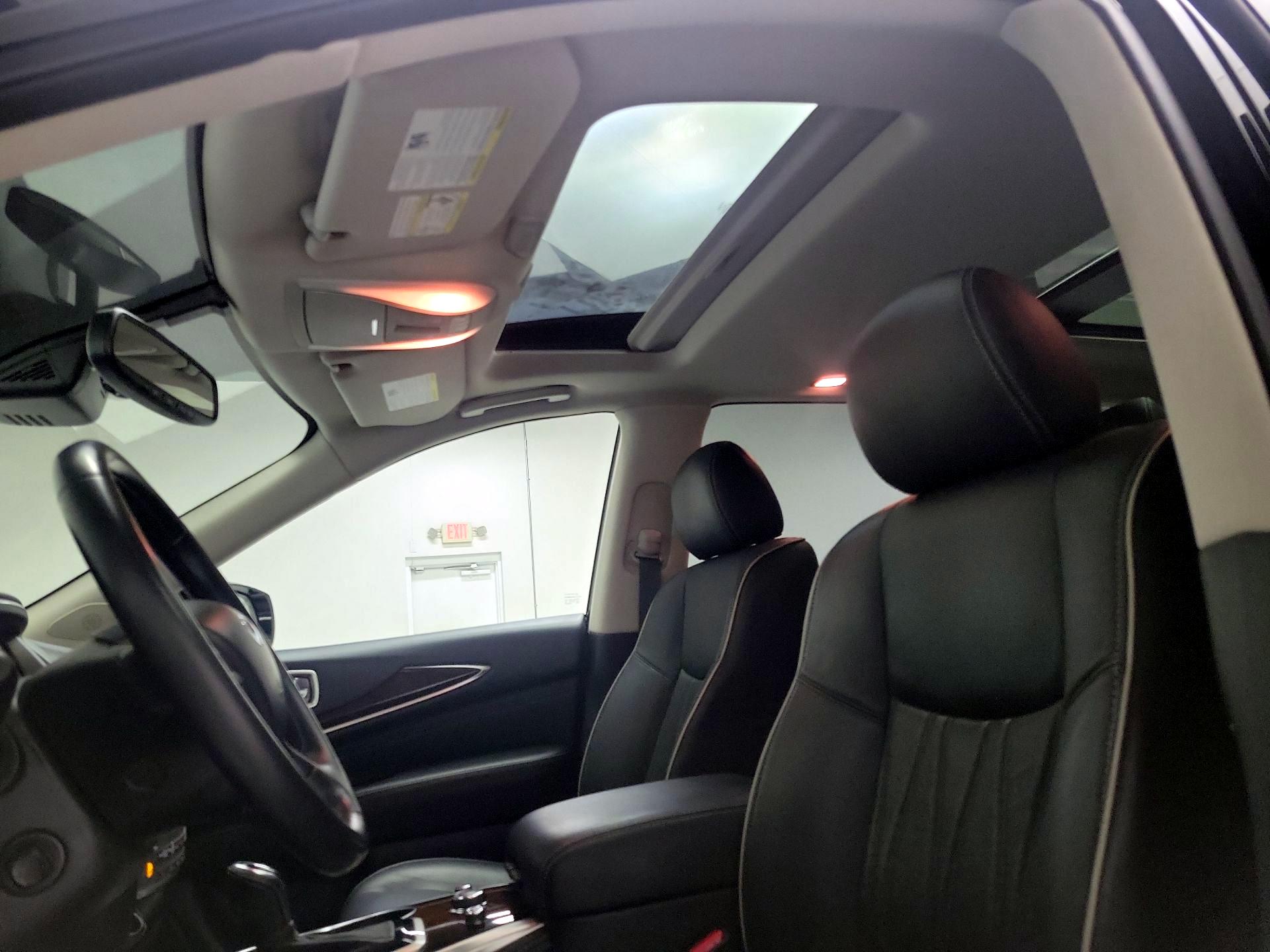 Thumbnail: 2019 INFINITI QX60 - 20