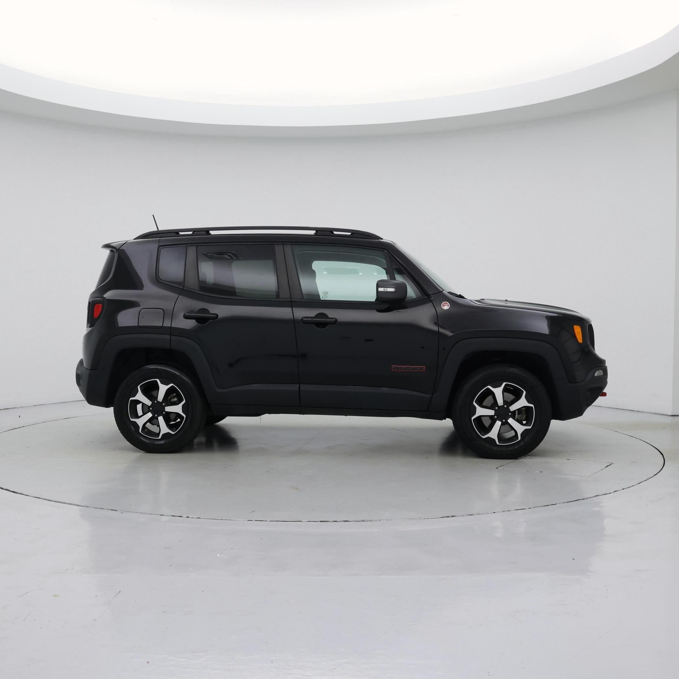 Thumbnail: 2020 Jeep Renegade - 7