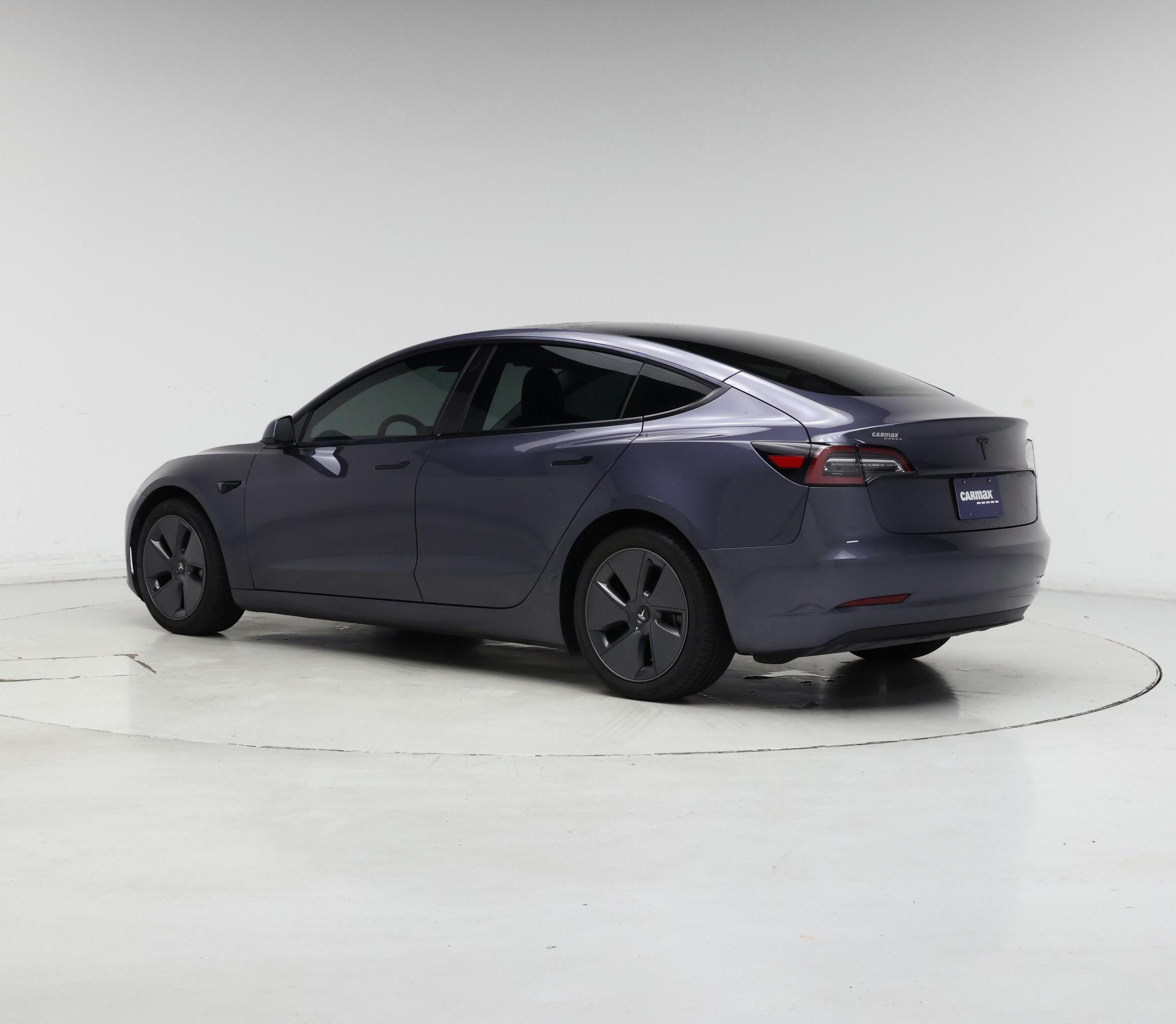 Thumbnail: 2023 Tesla Model 3 - 2