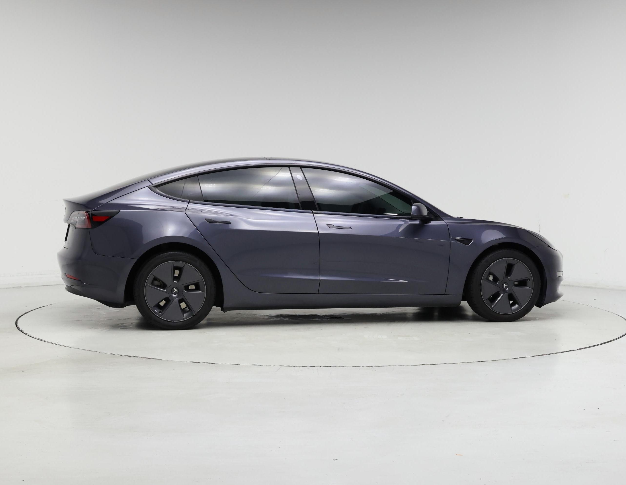 Thumbnail: 2023 Tesla Model 3 - 7