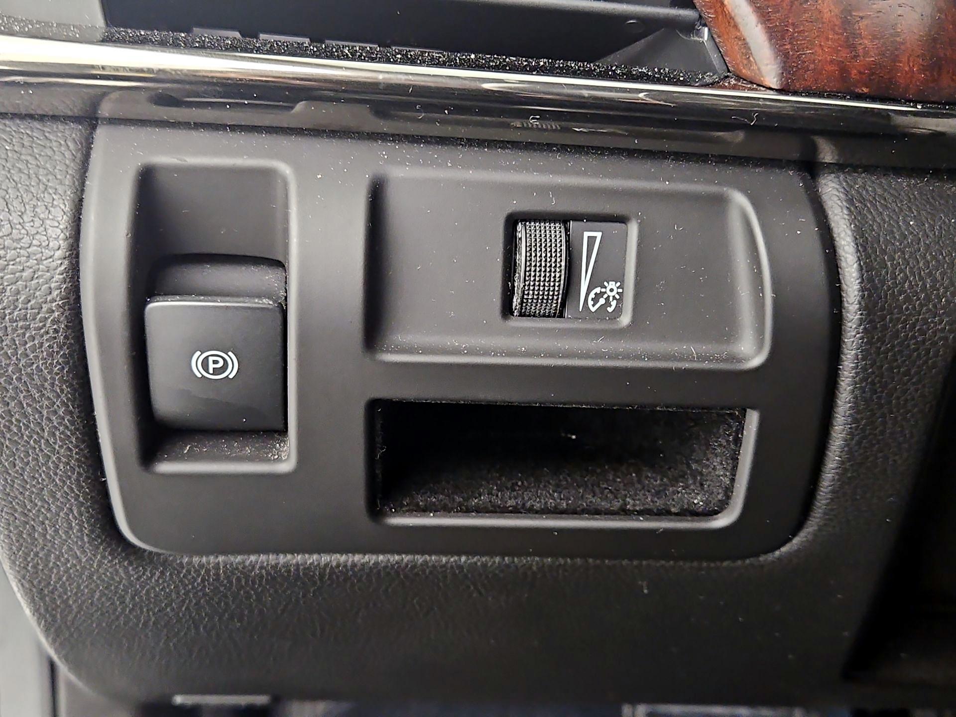 Thumbnail: 2018 Cadillac CTS - 13