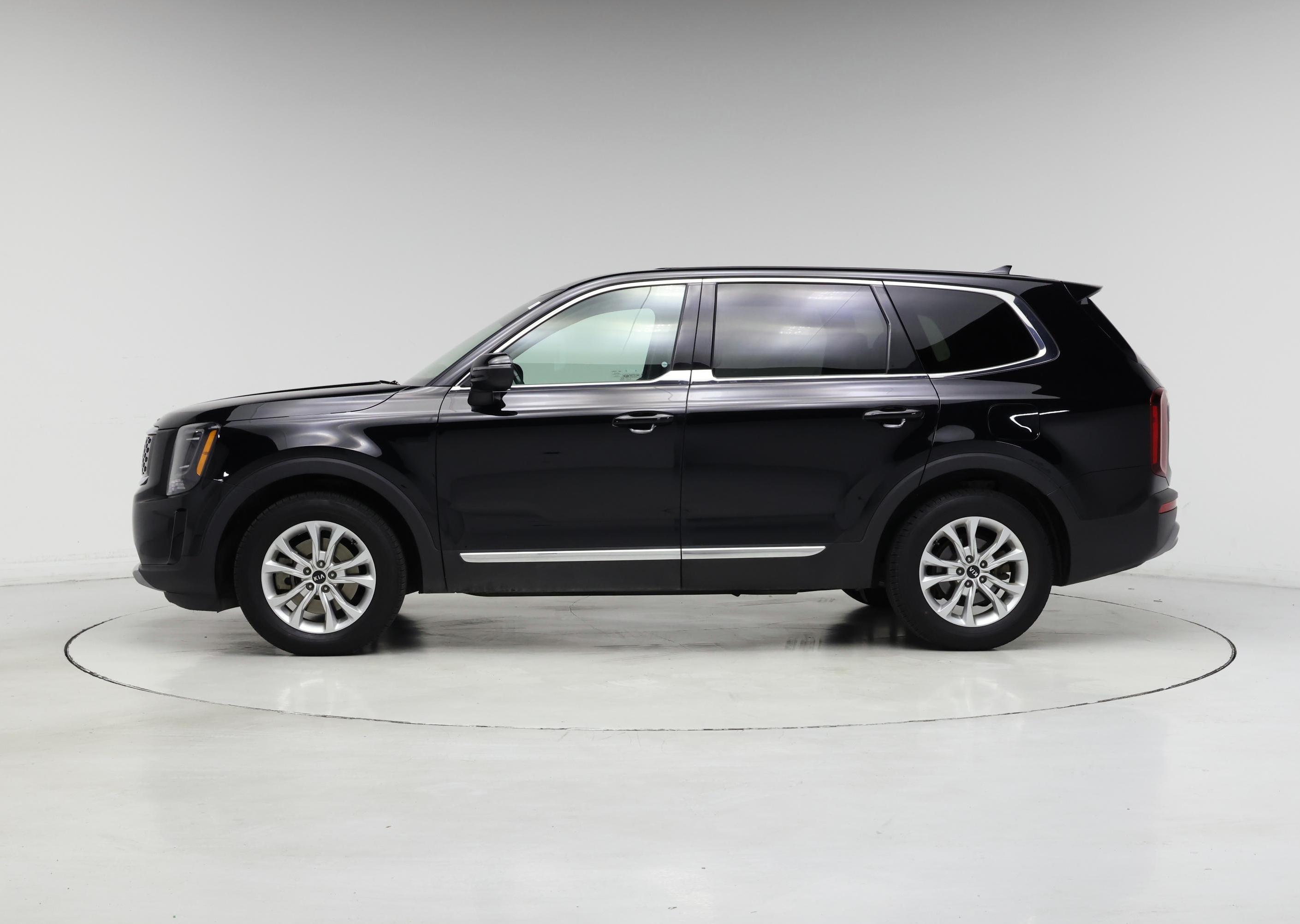 Thumbnail: 2021 Kia Telluride - 3