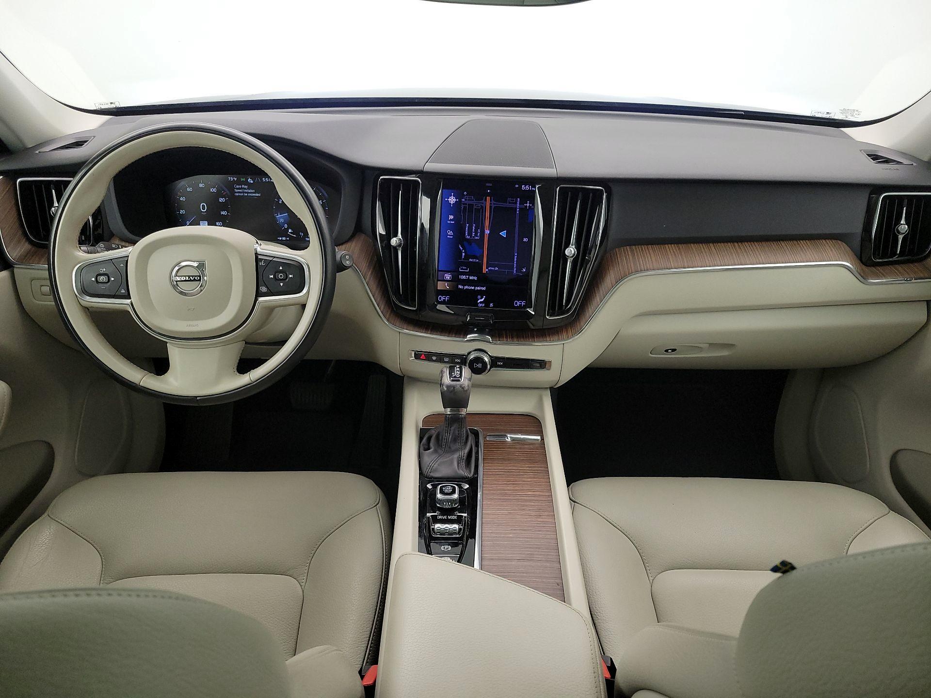 Thumbnail: 2021 Volvo XC60 - 9