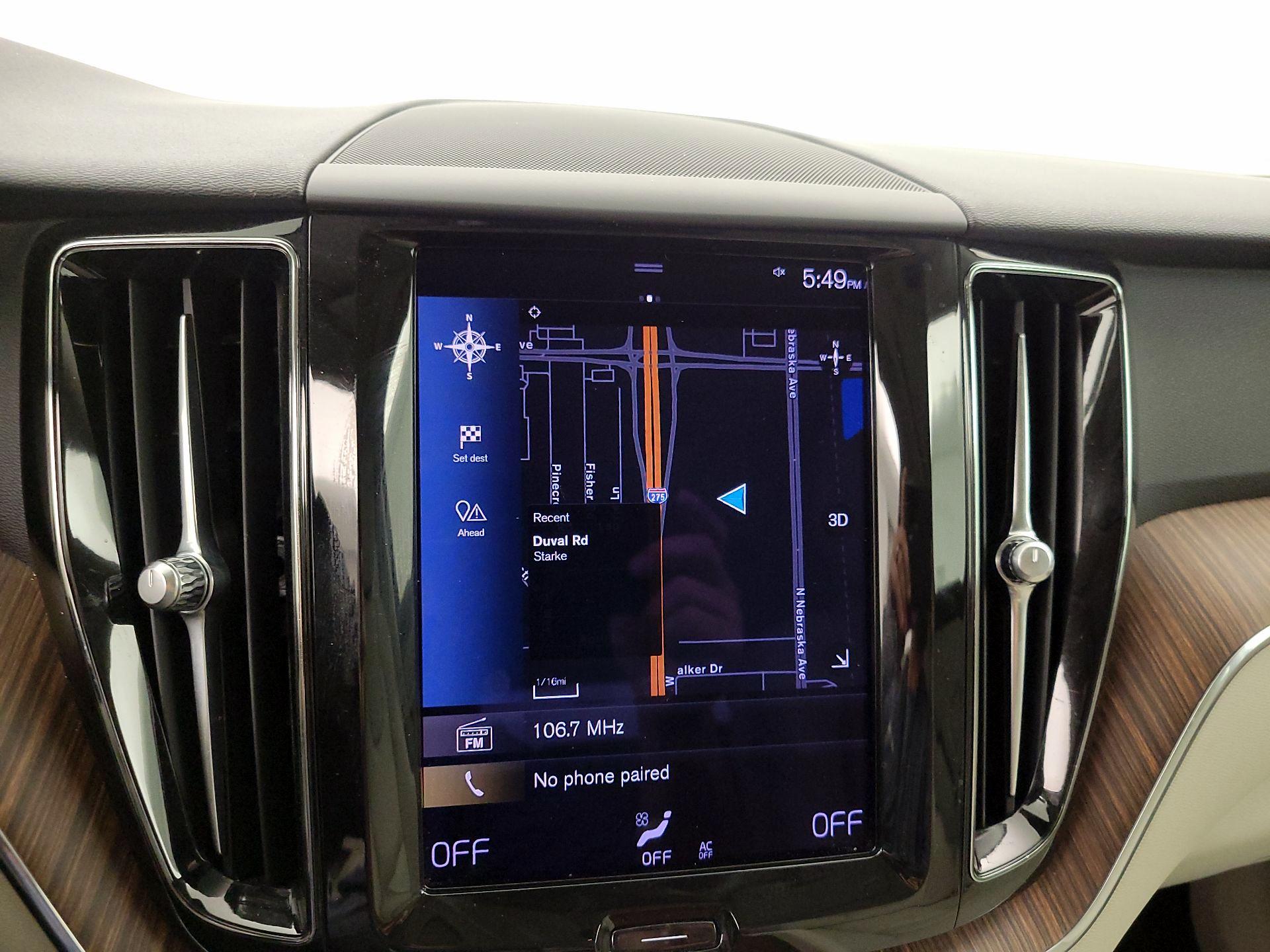 Thumbnail: 2021 Volvo XC60 - 14