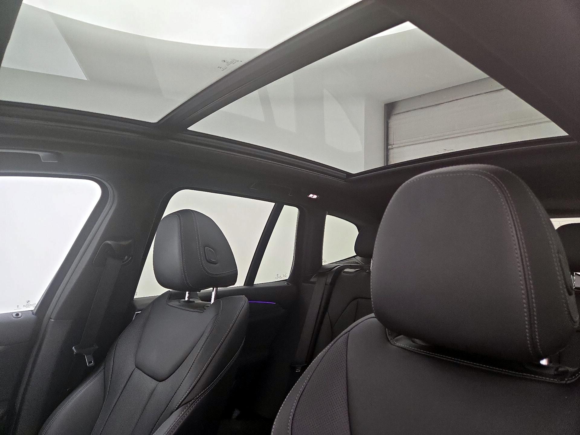 Thumbnail: 2024 BMW X3 - 19