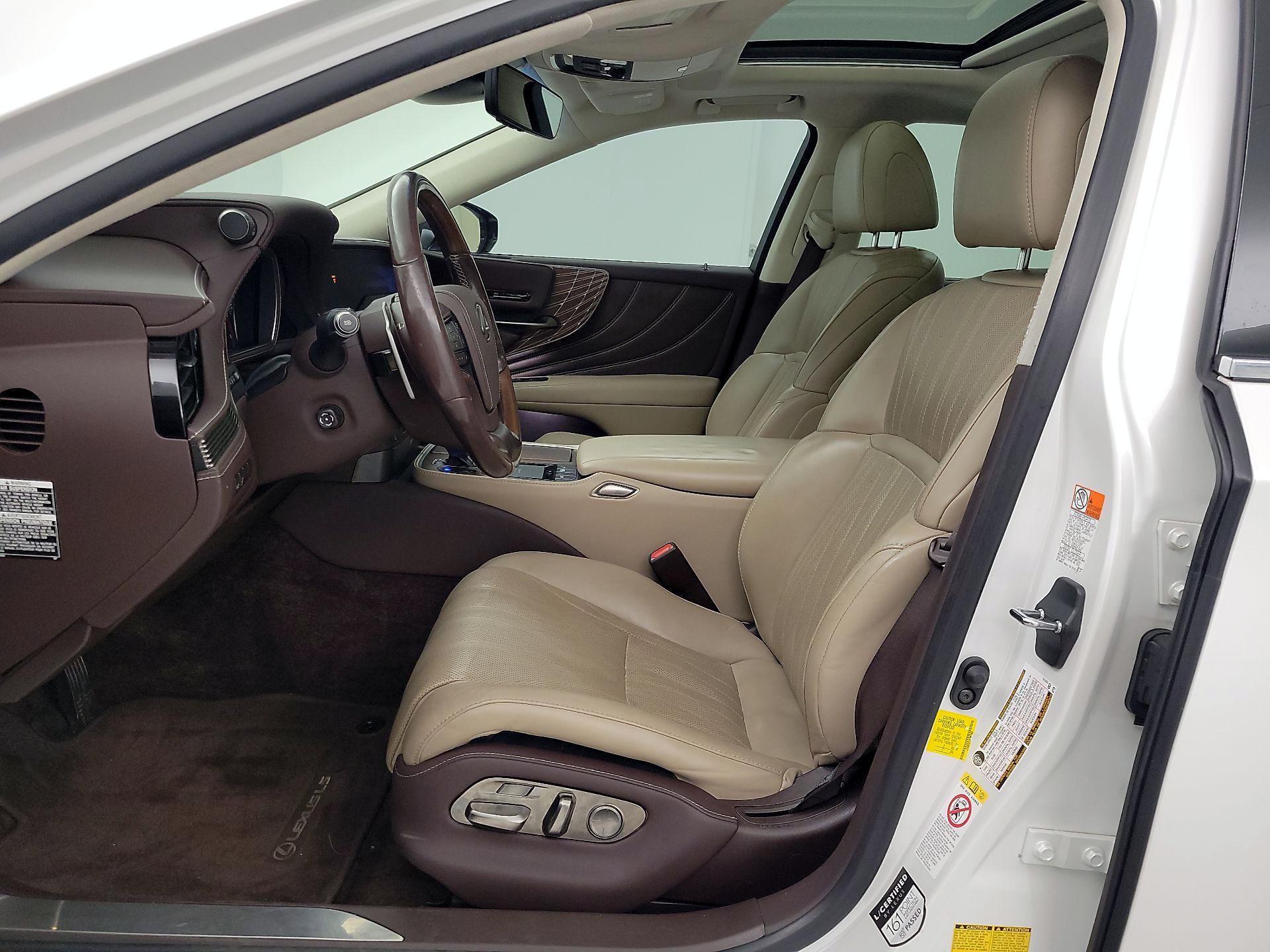 Thumbnail: 2019 Lexus LS - 11