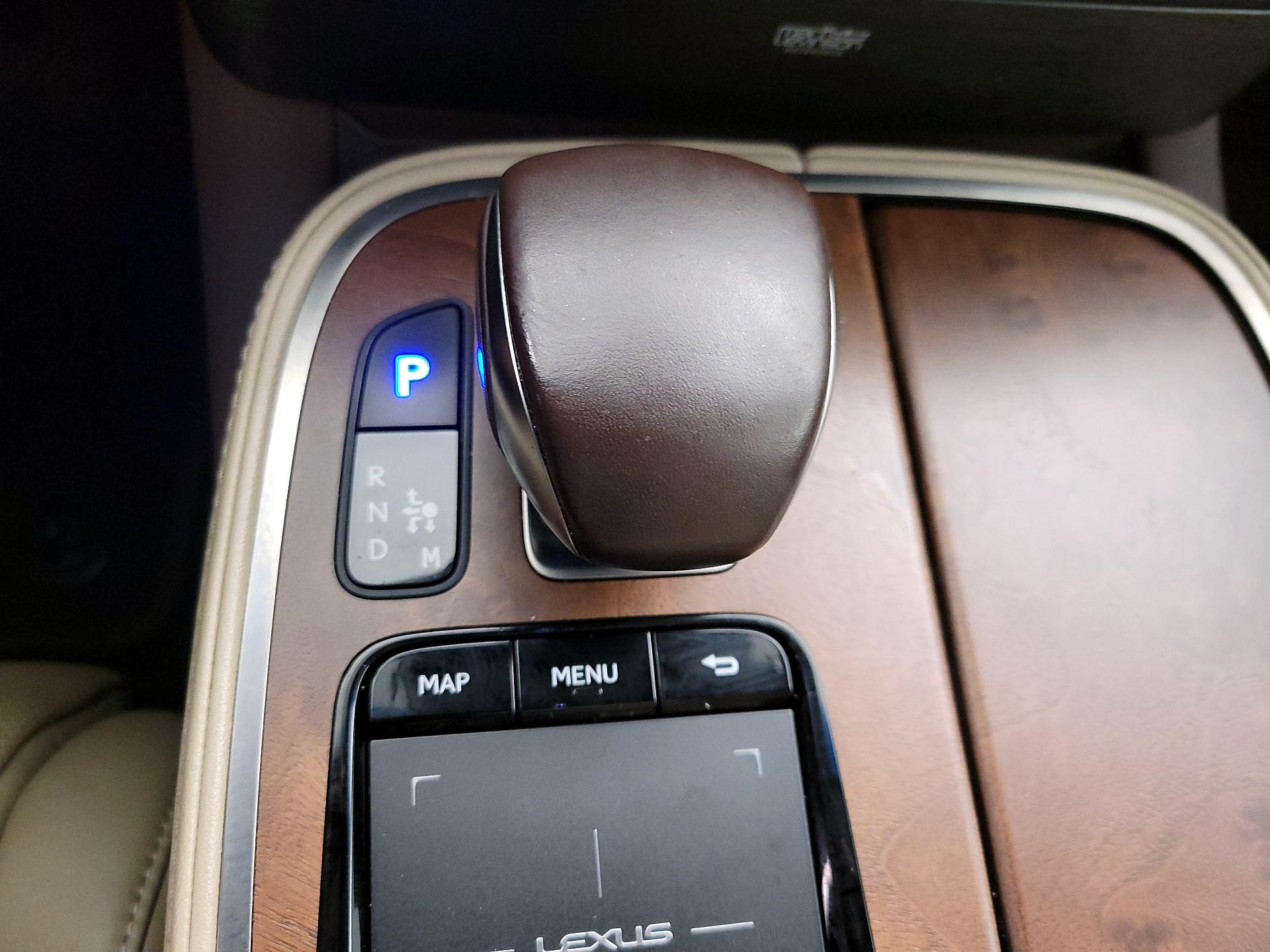 Thumbnail: 2019 Lexus LS - 18
