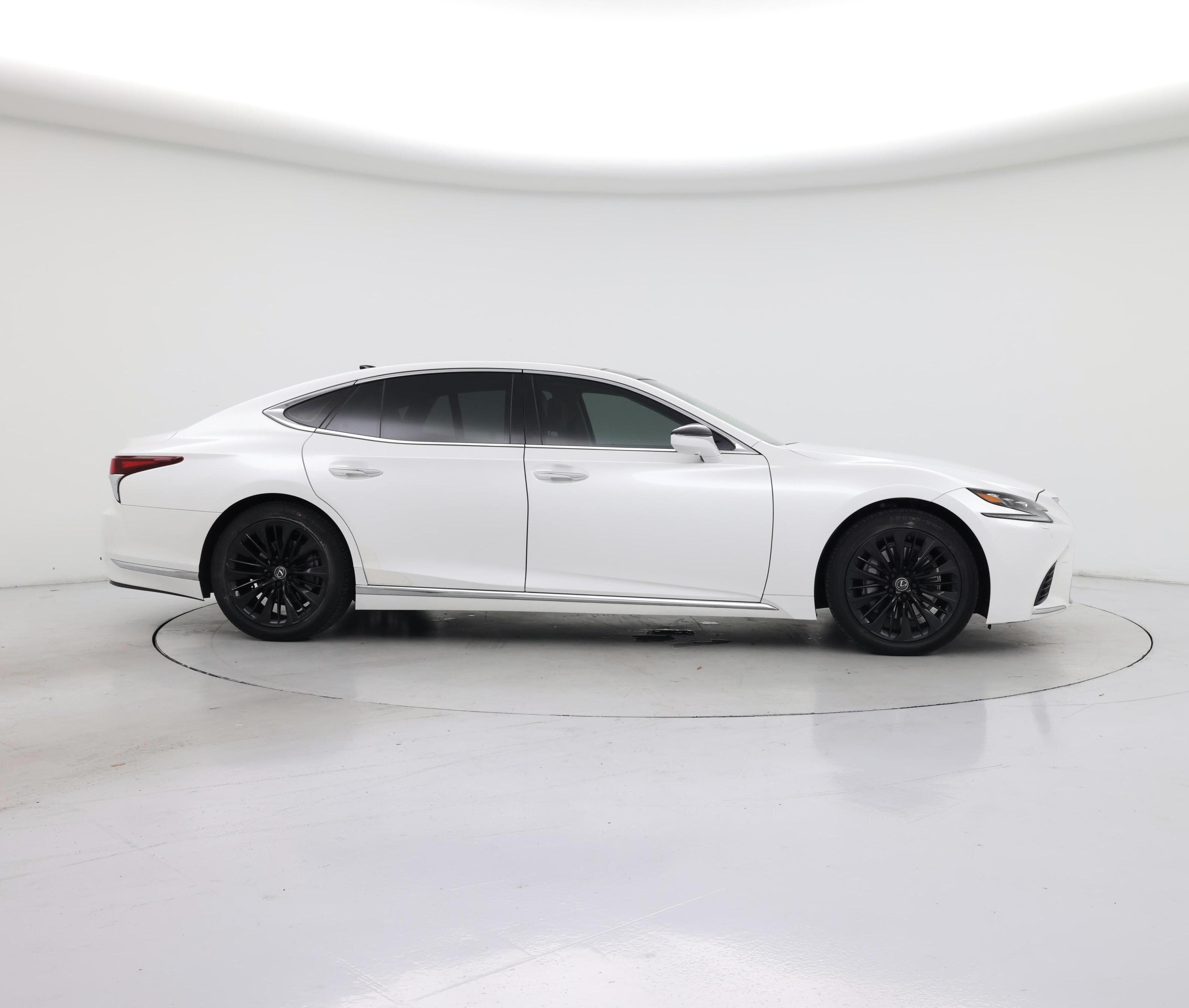 Thumbnail: 2019 Lexus LS - 7