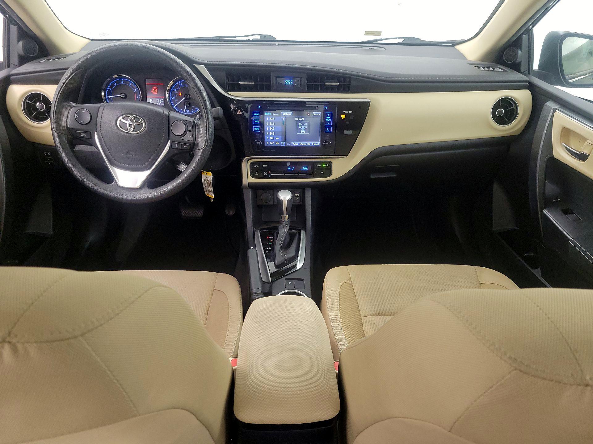Thumbnail: 2017 Toyota Corolla - 9