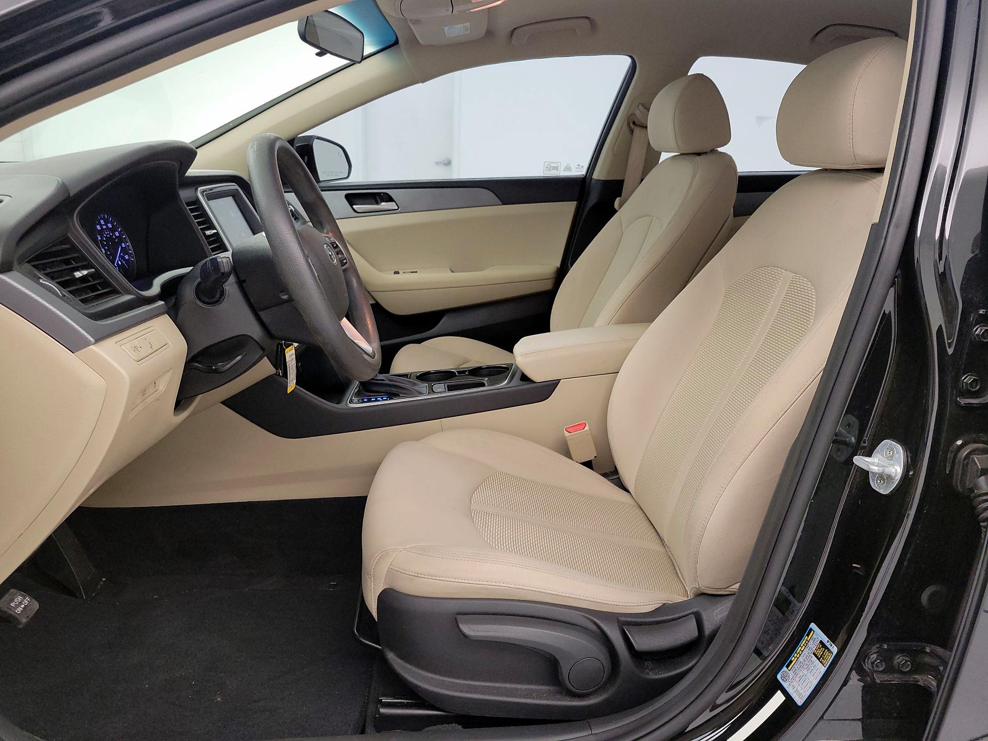 Thumbnail: 2019 Hyundai Sonata - 9