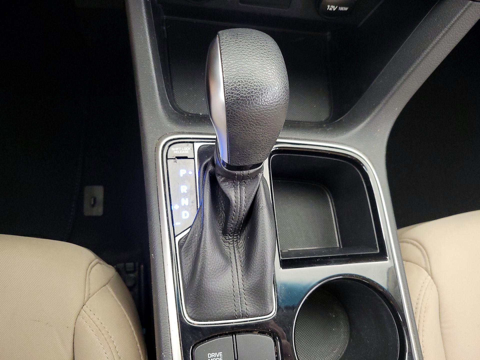 Thumbnail: 2019 Hyundai Sonata - 15