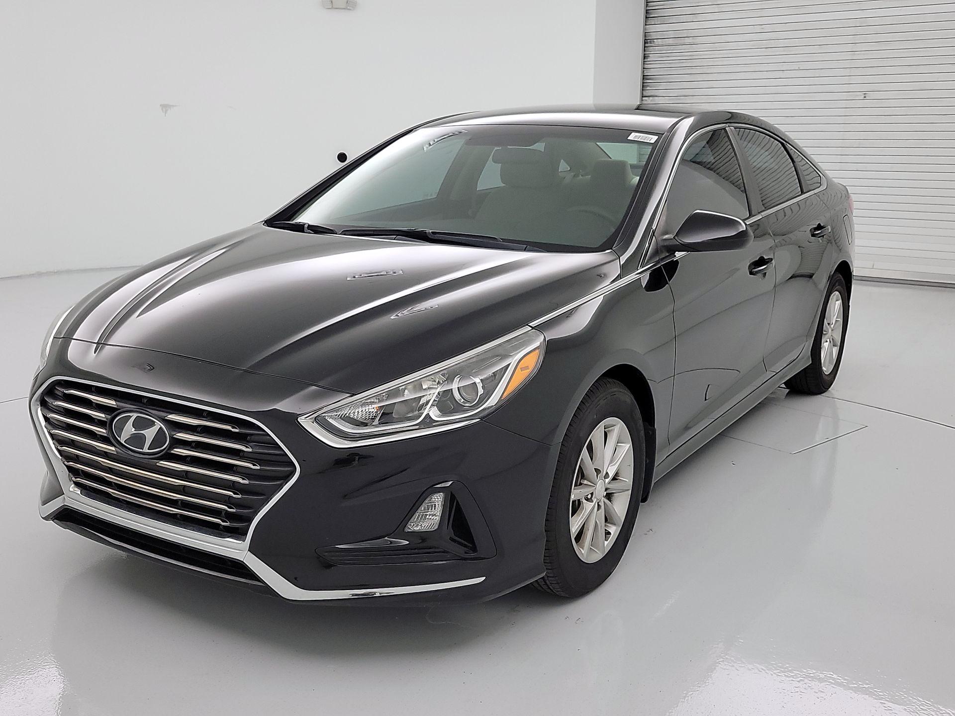Thumbnail: 2019 Hyundai Sonata - 3