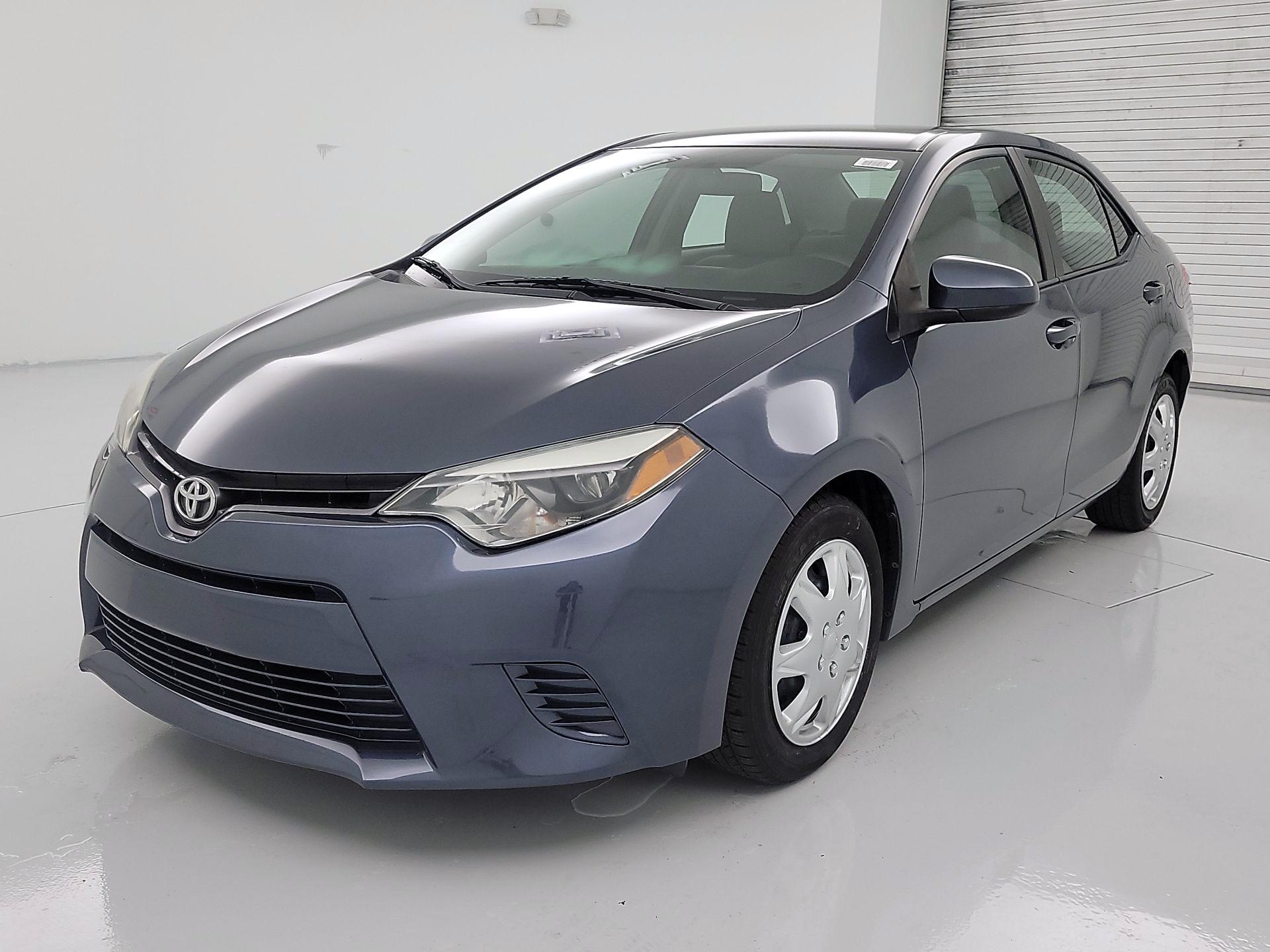 Thumbnail: 2015 Toyota Corolla - 3