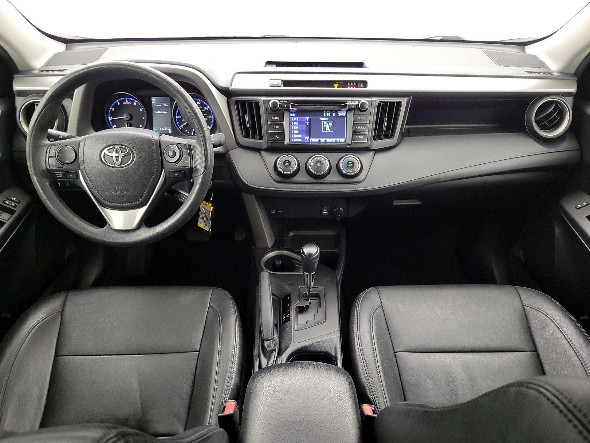 Thumbnail: 2017 Toyota RAV4 - 9