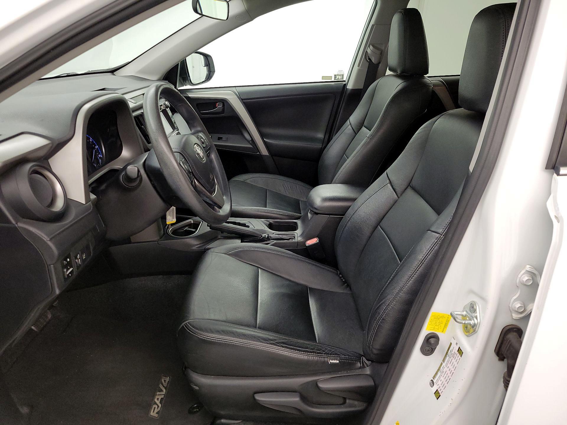 Thumbnail: 2017 Toyota RAV4 - 11