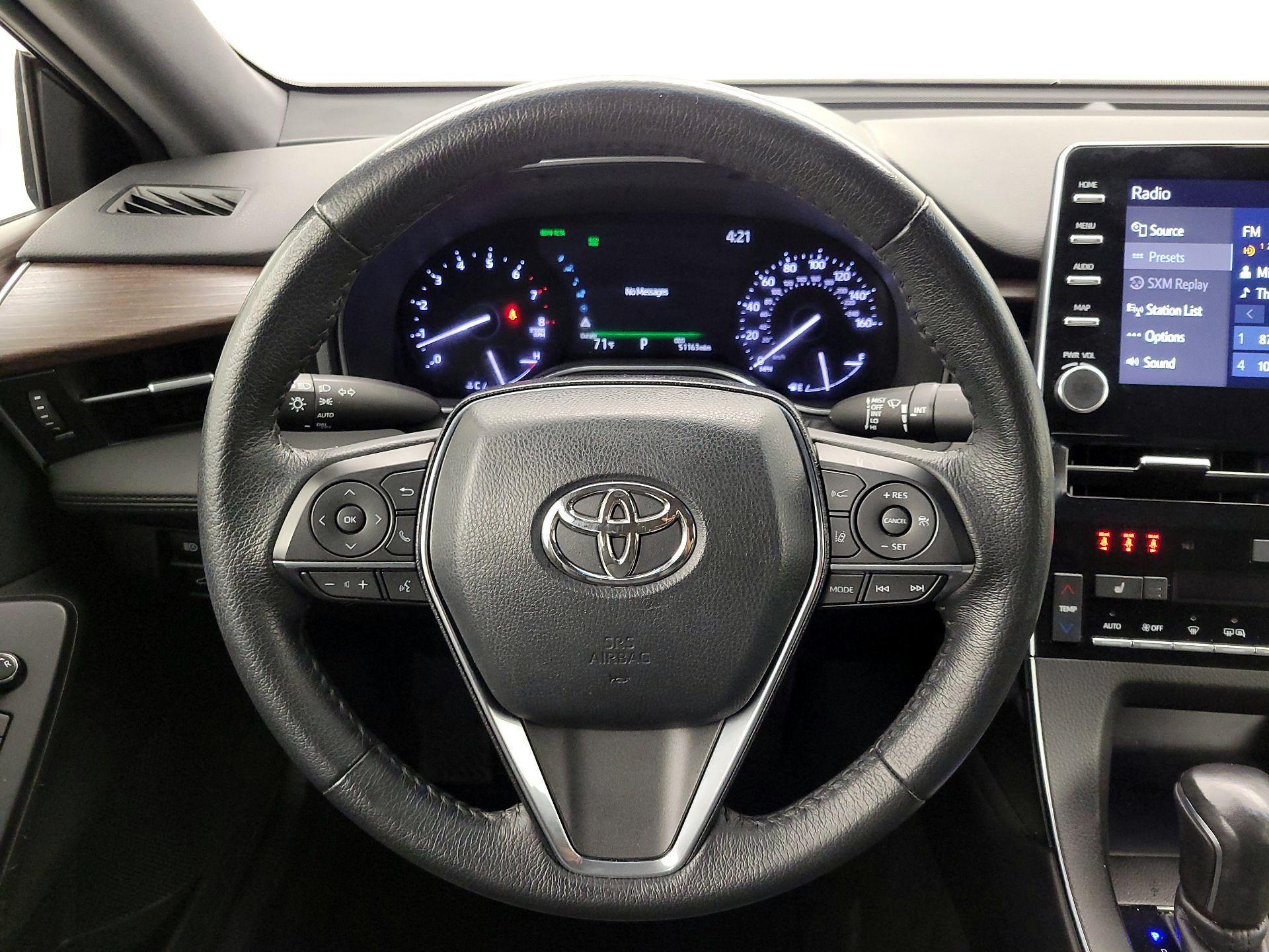 Thumbnail: 2021 Toyota Avalon - 10
