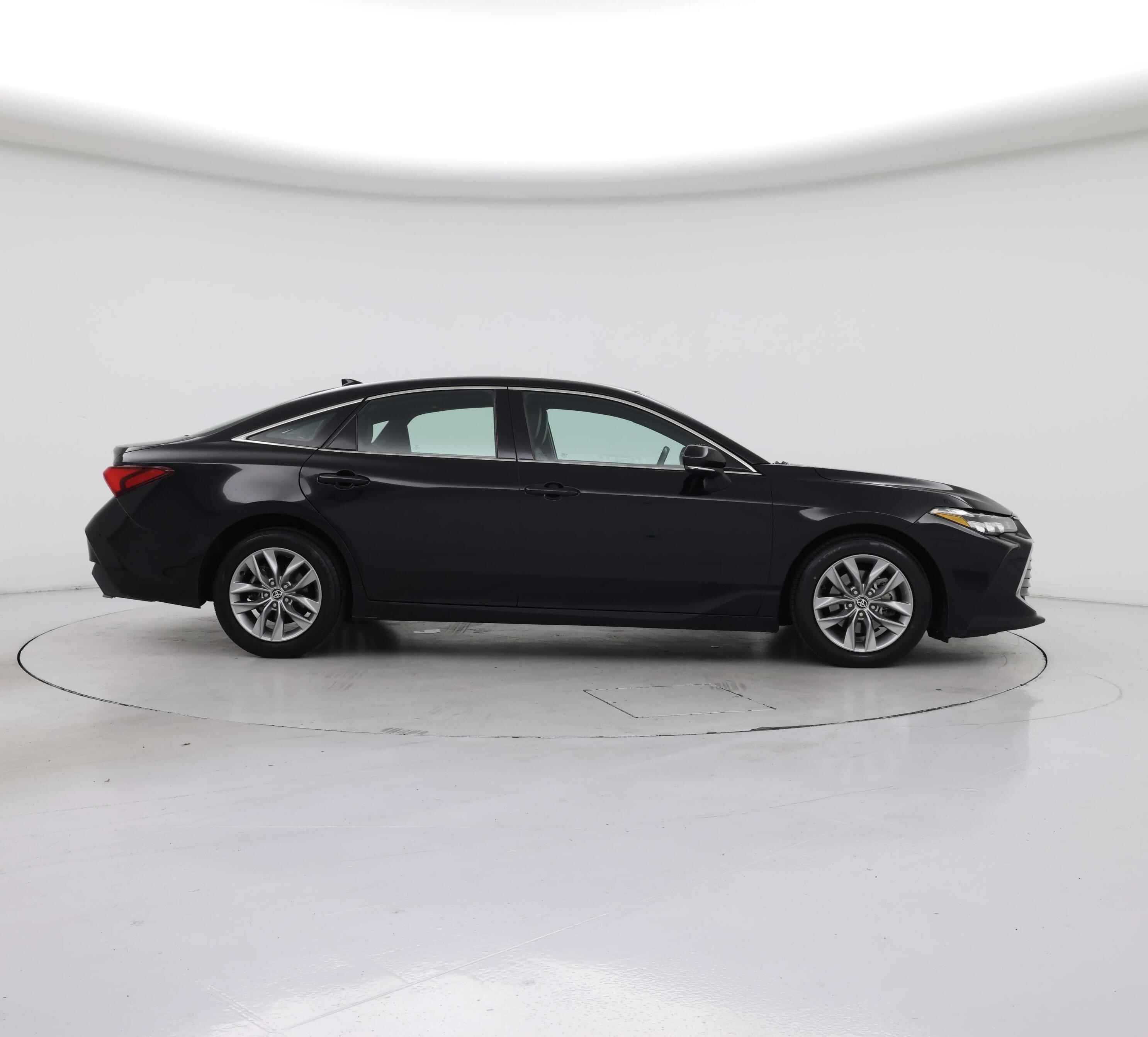 Thumbnail: 2021 Toyota Avalon - 7