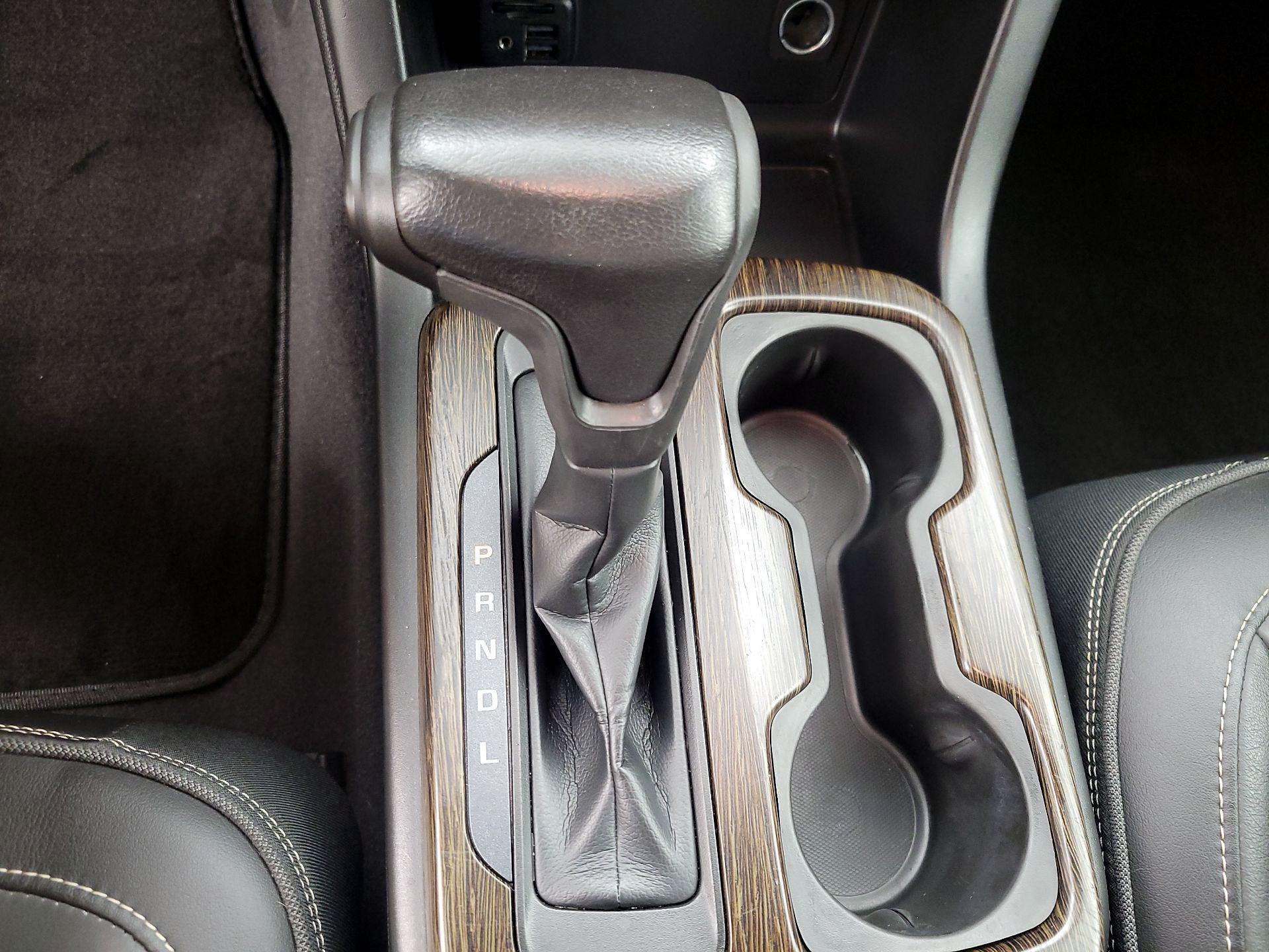 Thumbnail: 2019 GMC Canyon - 17